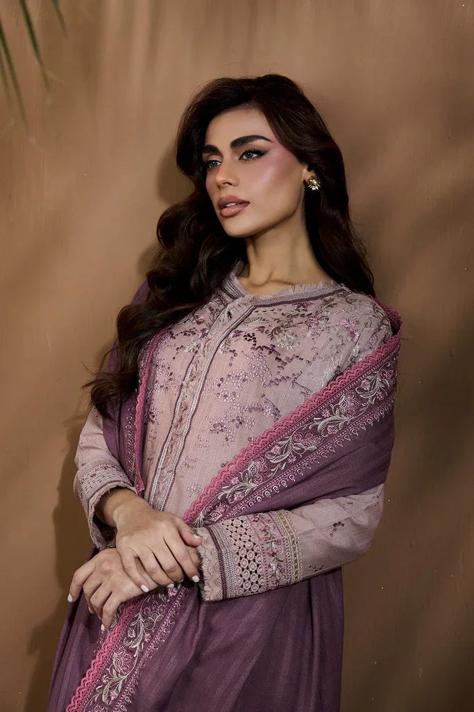 Sobia Nazir | Winter Shawl 25 | Design 6B - Rang-e-Khaas