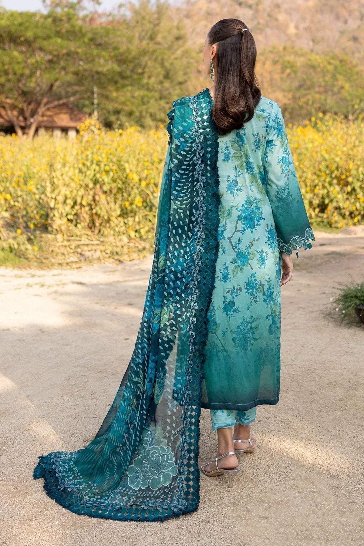 Nureh | Bloom 25 | BL-06 - Rang-e-Khaas