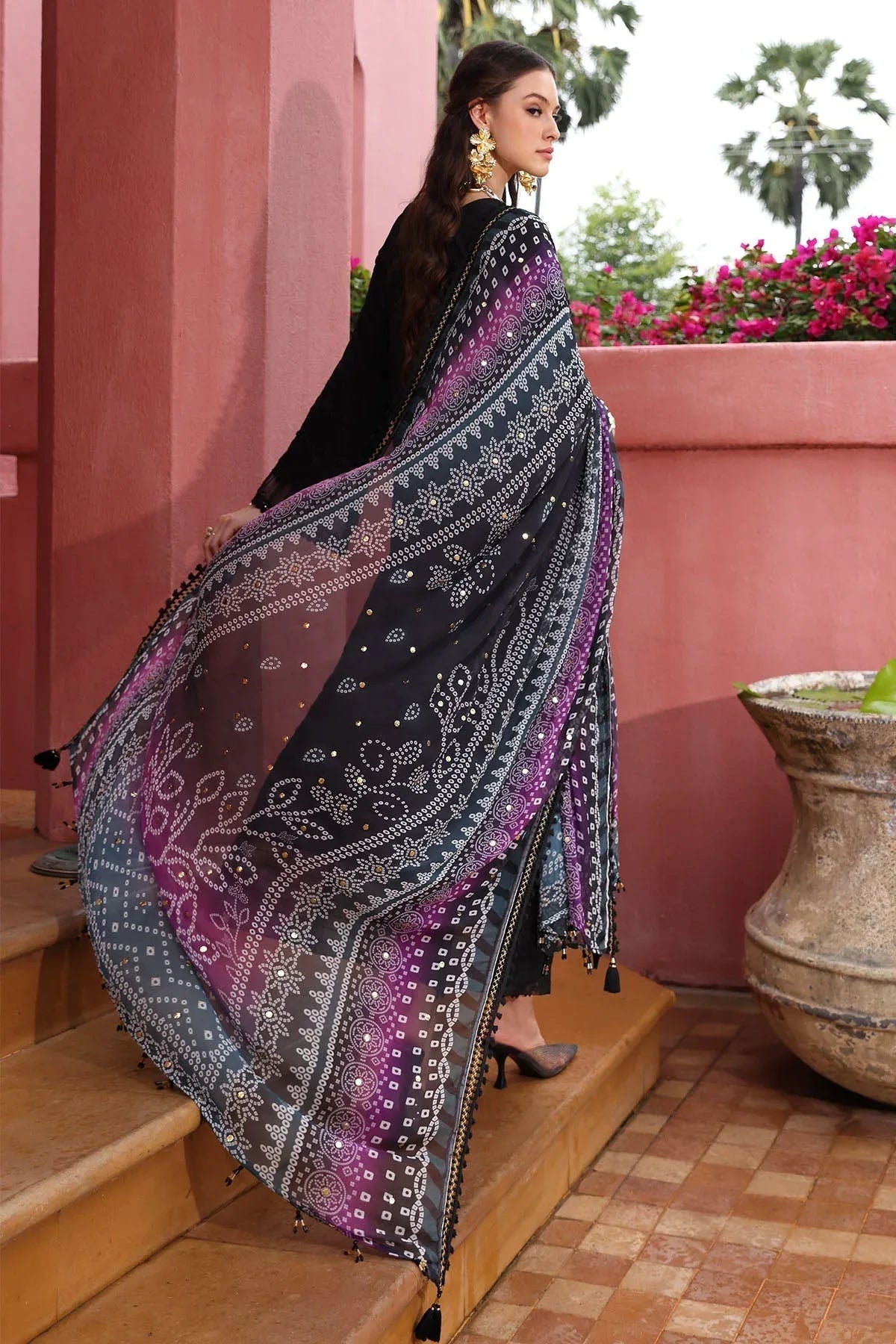 Nureh | Bazaar Lawn 25 | NE-110 - Rang-e-Khaas