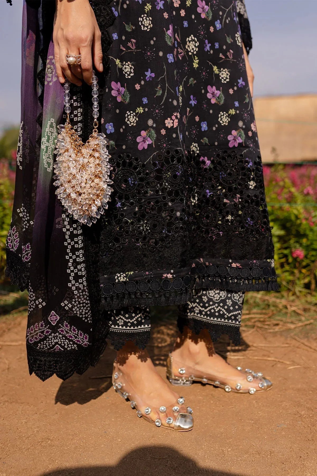 Nureh | Bloom 25 | BL-04 - Rang-e-Khaas