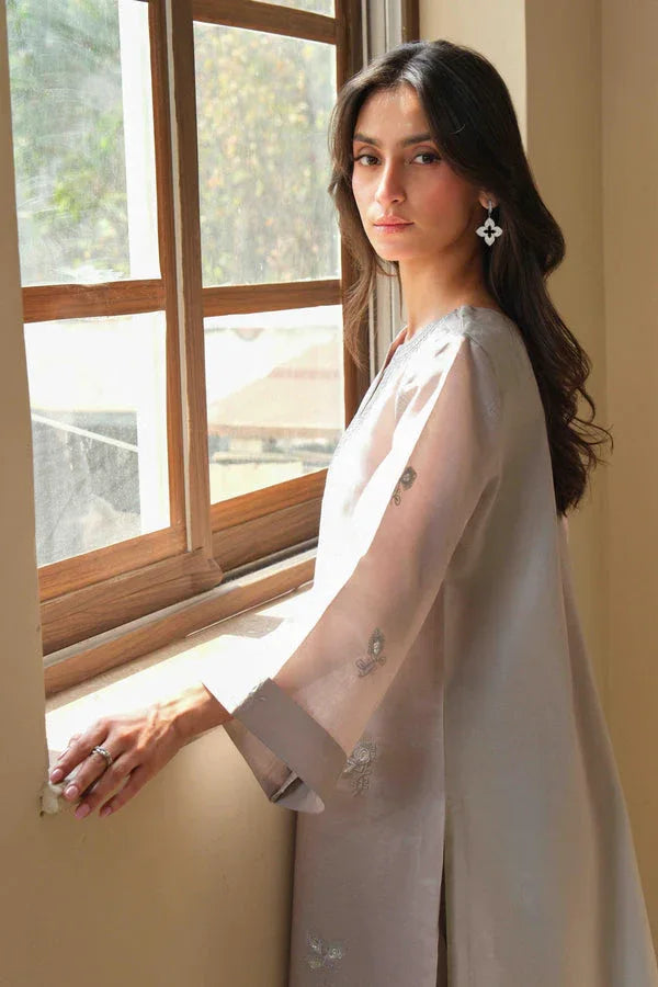 Noor by Saadia Asad | Noor Pret 25 | D3 - Neutral Noir - Rang-e-Khaas