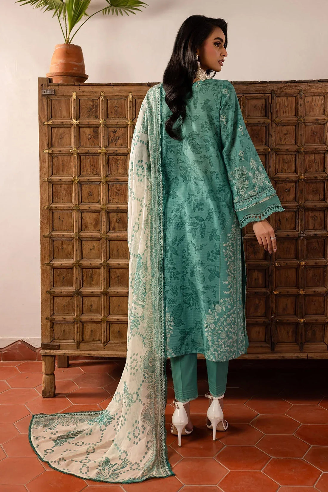 Nureh | Printed lawn 25 | SP-139 - Rang-e-Khaas