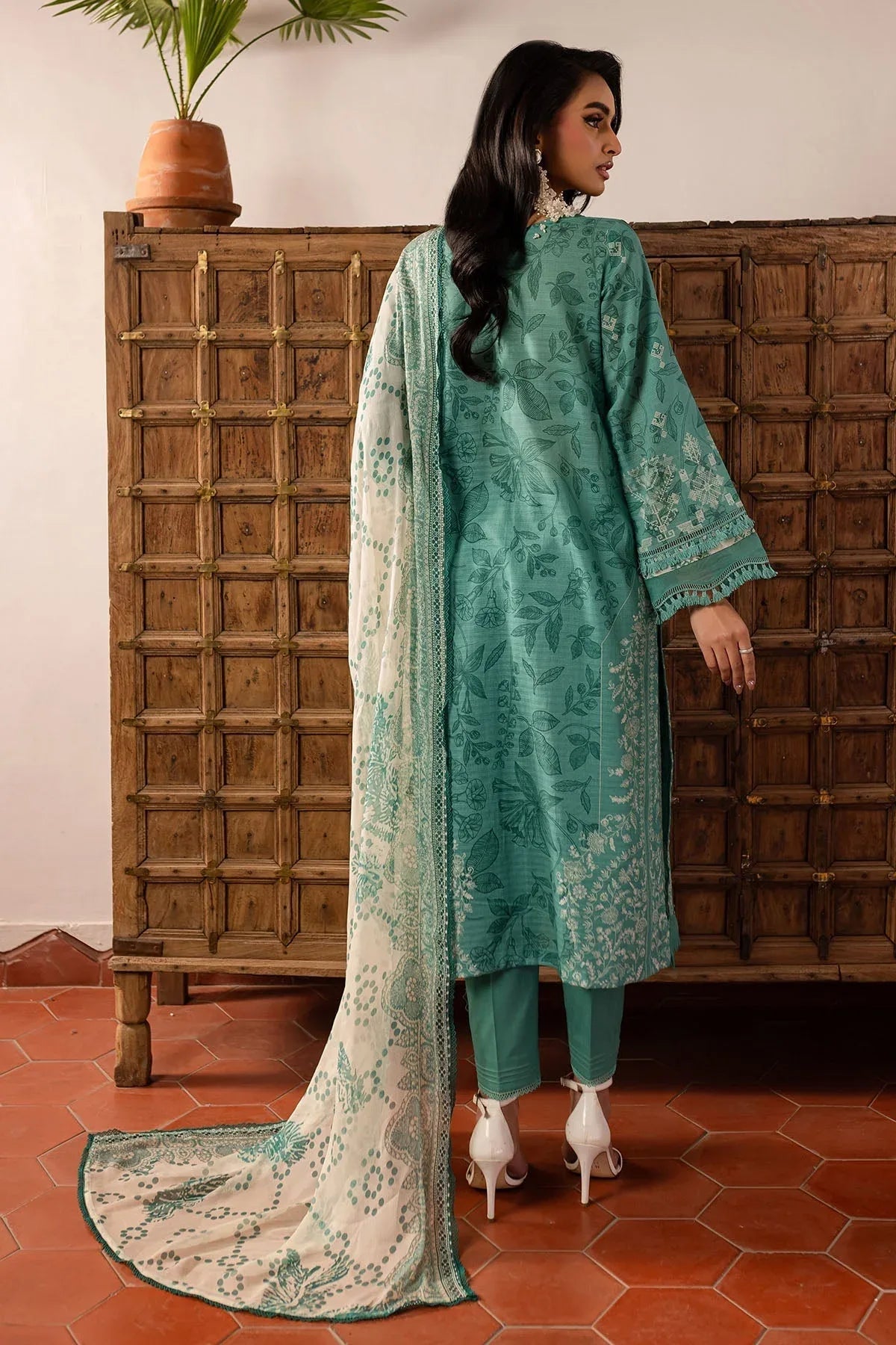 Nureh | Printed lawn 25 | SP-139 - Rang-e-Khaas