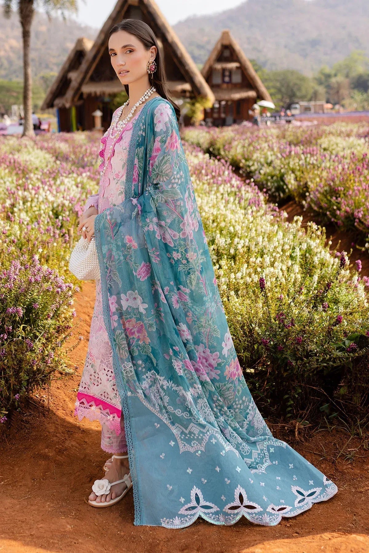 Nureh | Bloom 25 |BL-01 - Rang-e-Khaas