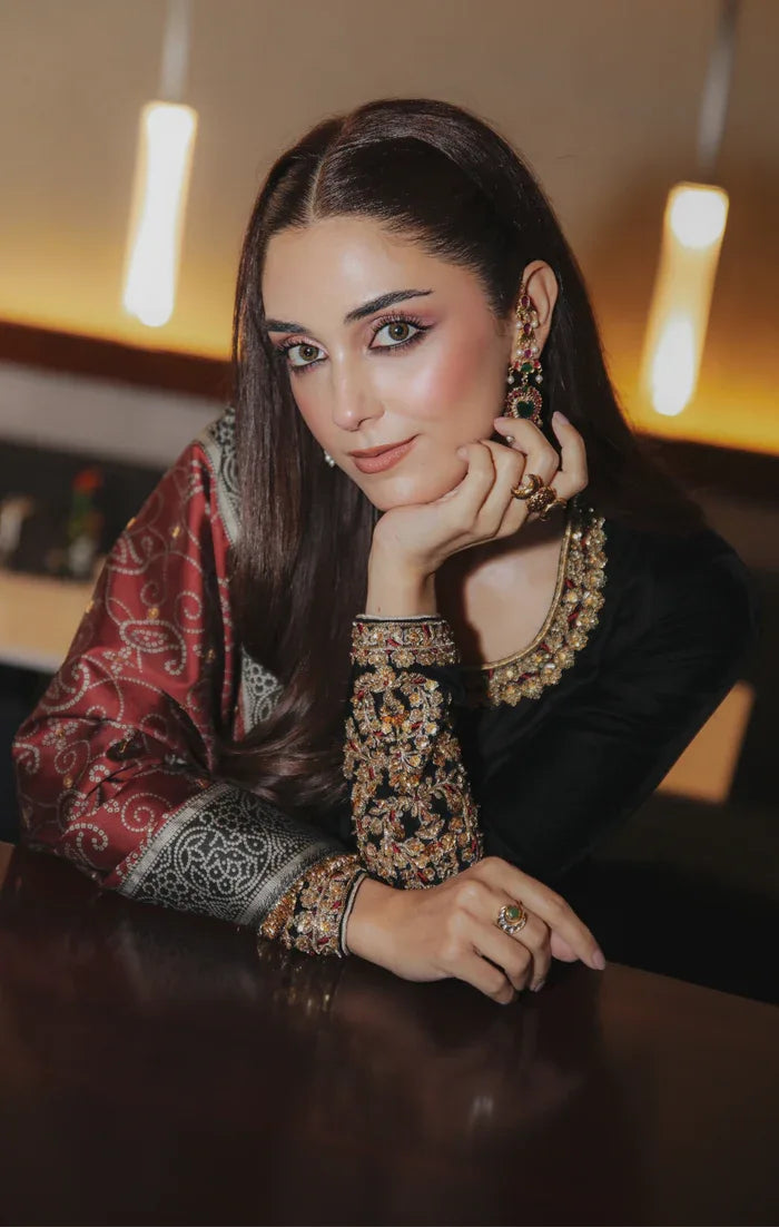 Maya | Viola Luxe Velvet 25 | SURMAI - Rang-e-Khaas