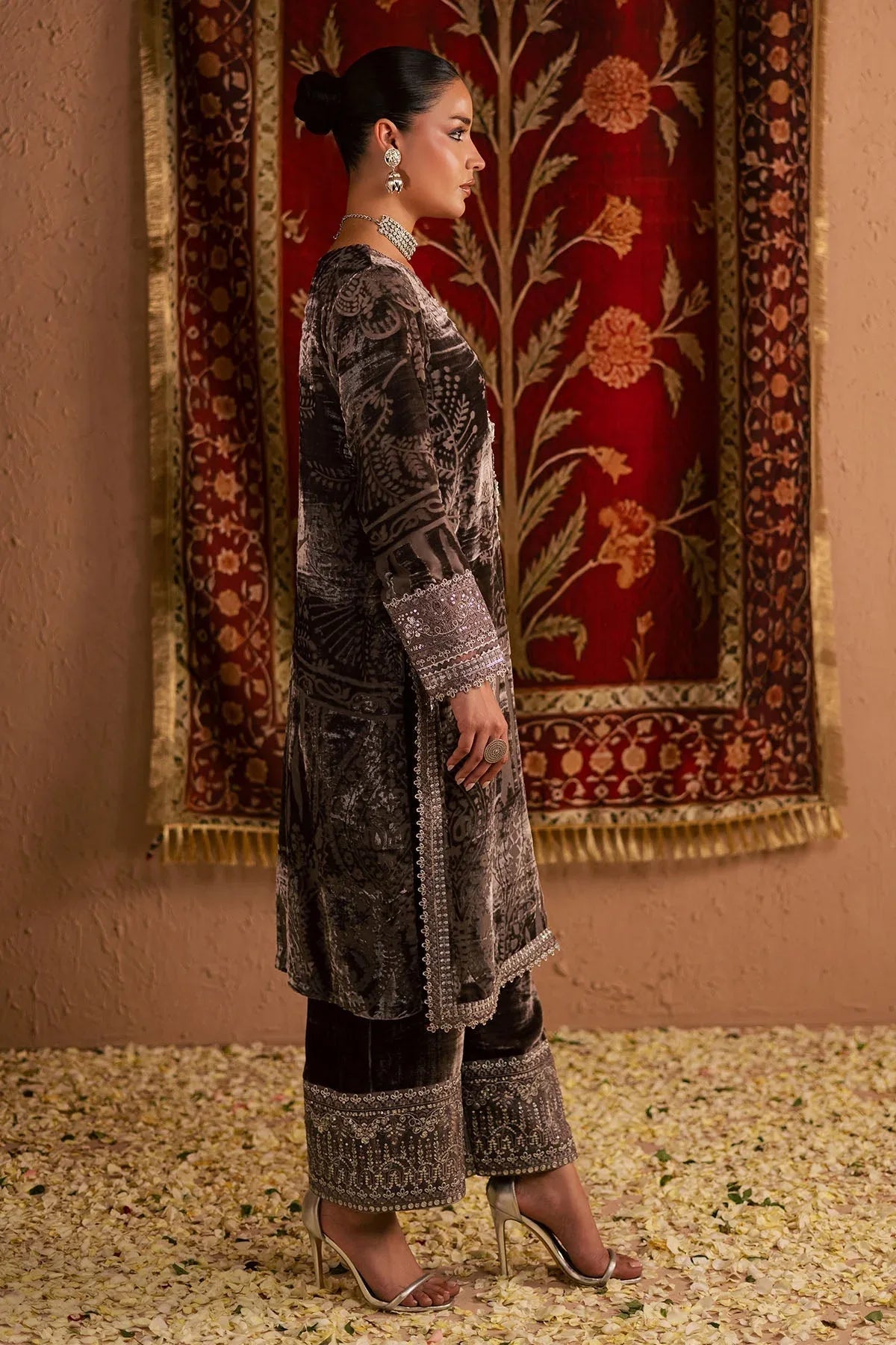 Nureh | Ballerina Winter 25 | NU2-192 - Rang-e-Khaas