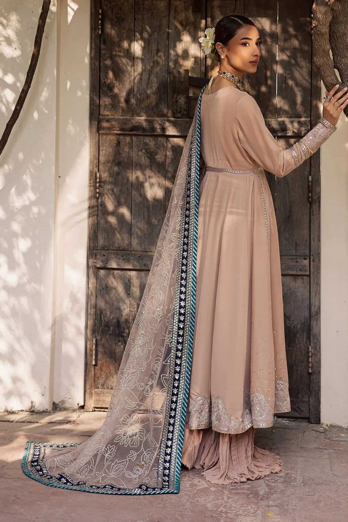 Nureh | Maya Velvet | NW-117 - Rang-e-Khaas