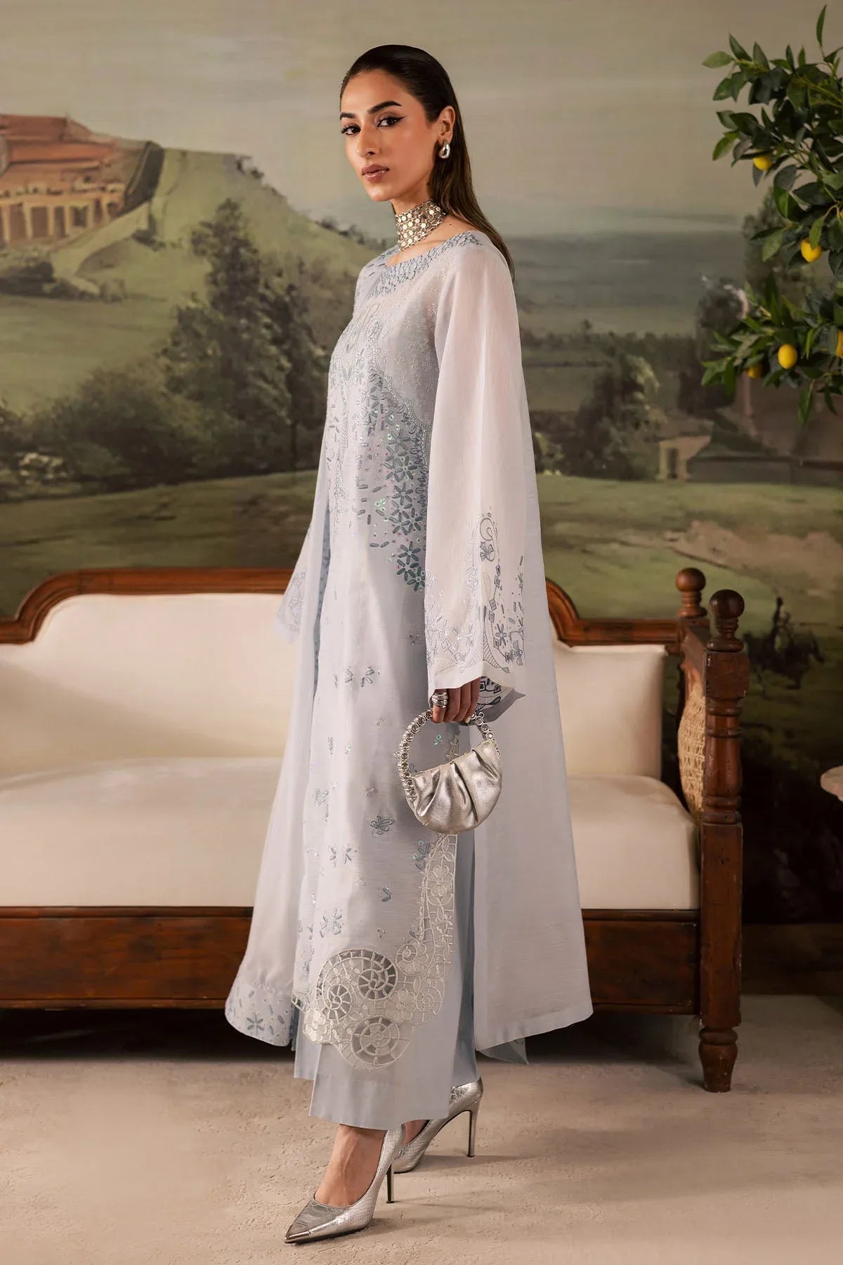 Nureh | Shades of Winter | NP-668 - Rang-e-Khaas