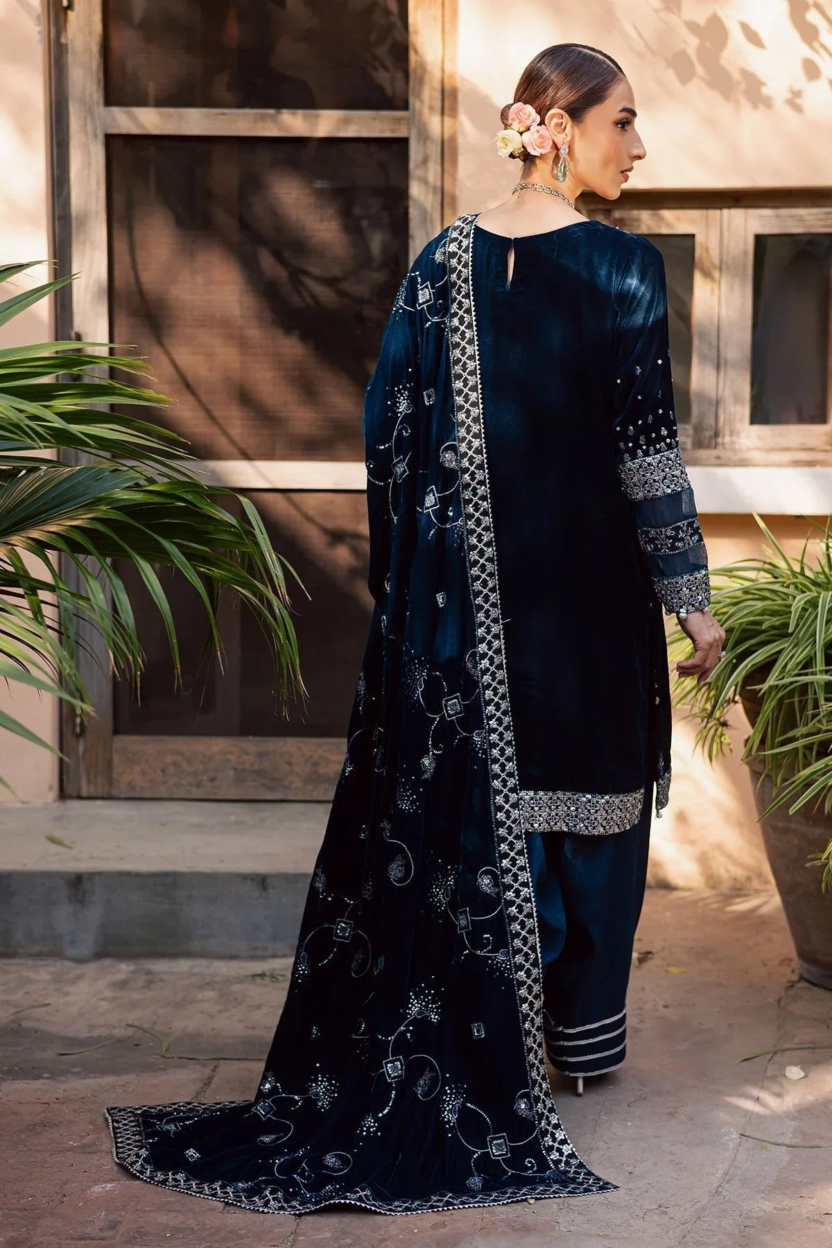 Nureh | Maya Velvet | NW-114 - Rang-e-Khaas