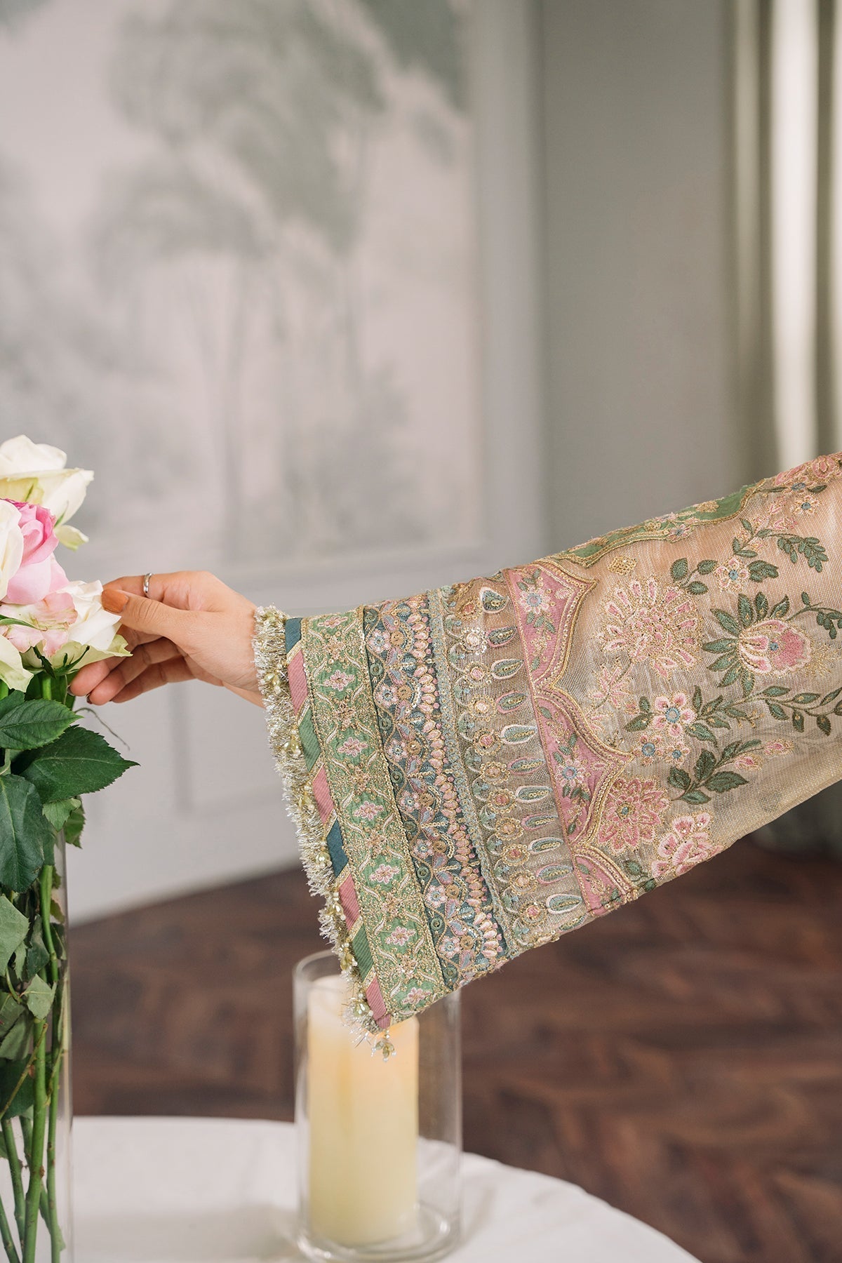 Baroque | Chantelle Embroidered 24 Vol 12 | CH12-04