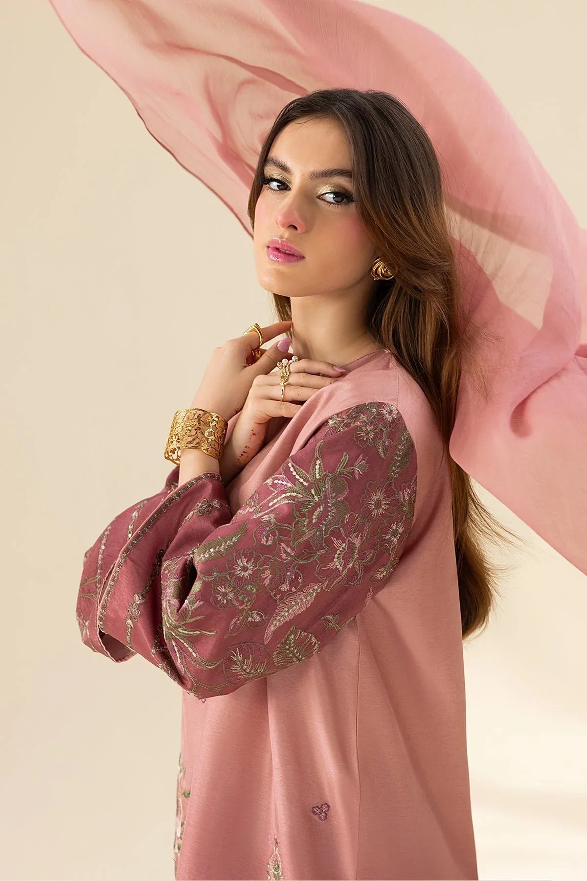 Erum Khan | Lillia Summer Edit | Vintage Rose - Rang-e-Khaas