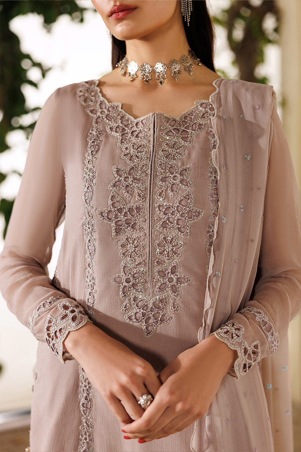 Iznik CC-92 Emboidered Chiffon