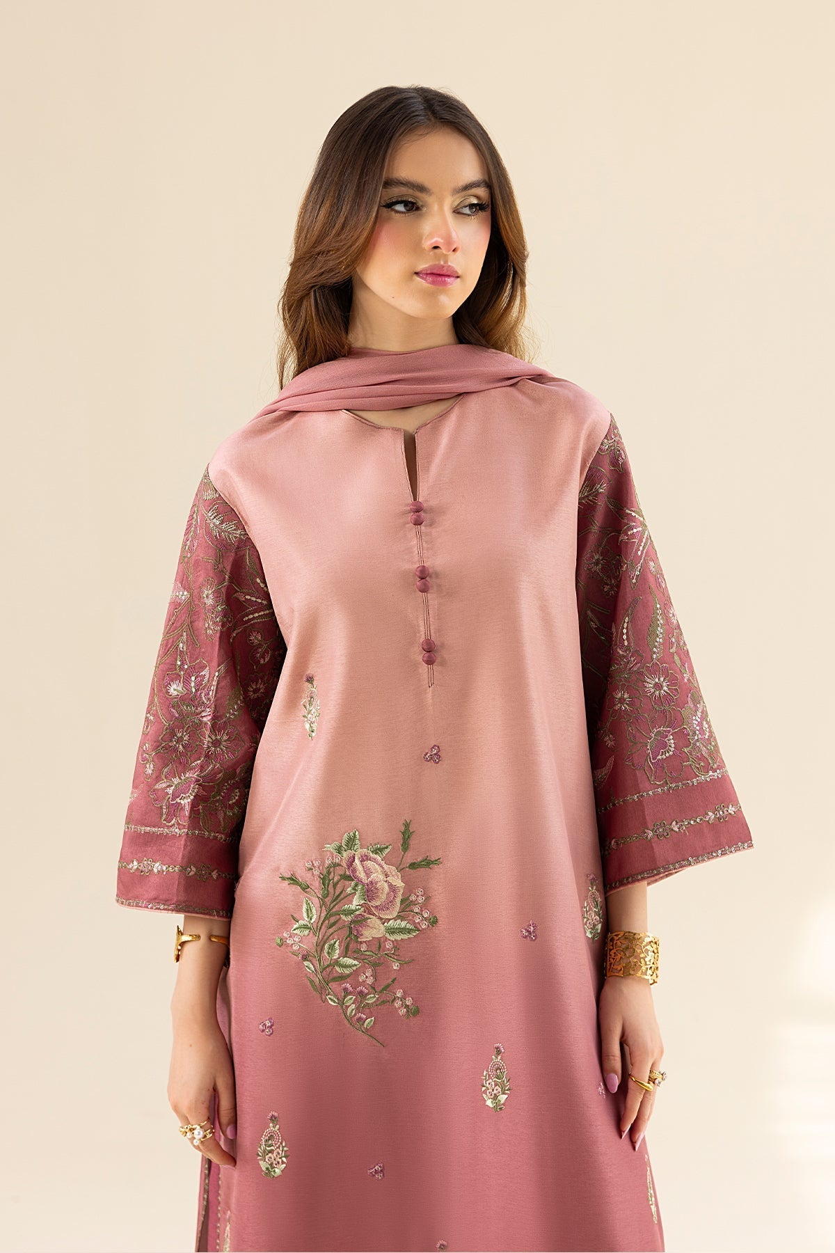 Erum Khan | Lillia Summer Edit | Vintage Rose