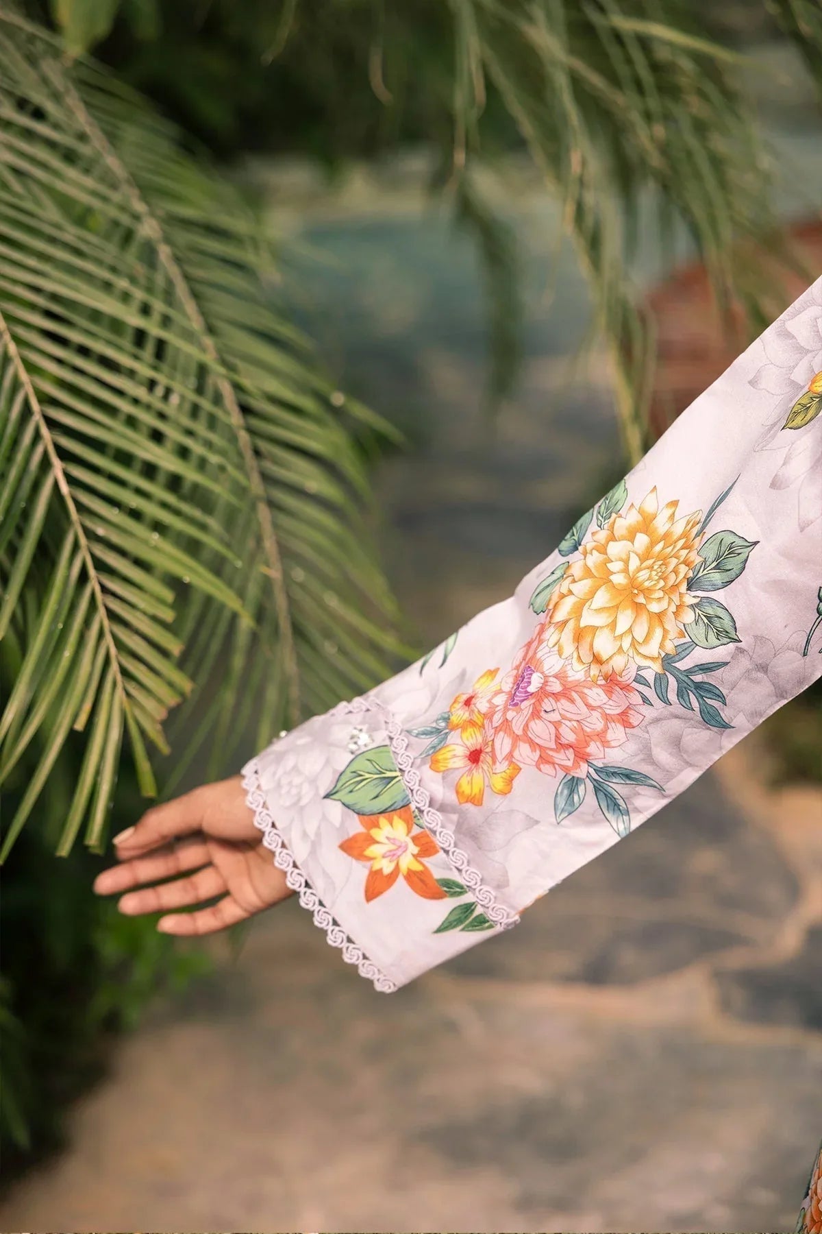 Alizeh | Sheen Lawn Prints 24 | FIONA - Rang-e-Khaas