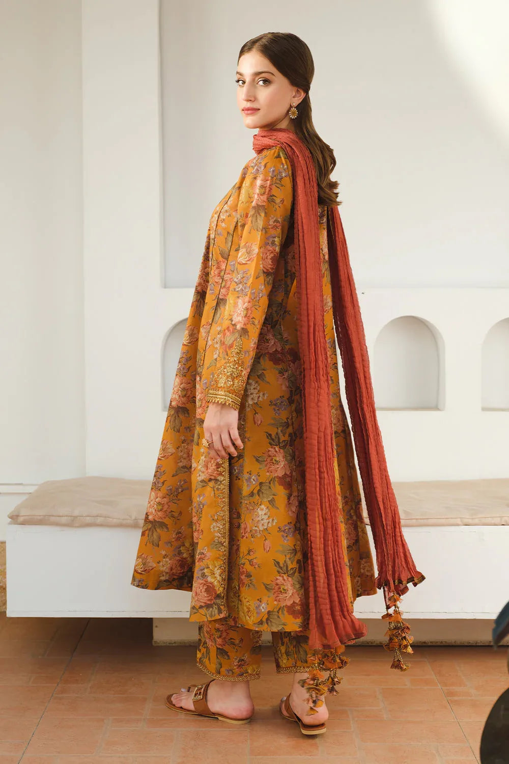 Baroque | Luxury Pret 24 | LAWN UF-653 - Rang-e-Khaas