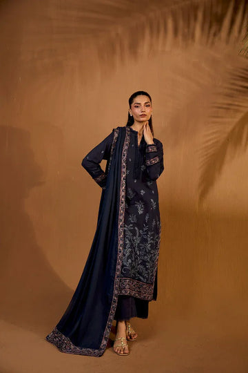 Sobia Nazir | Winter Shawl 25 | Design 7B - Rang-e-Khaas