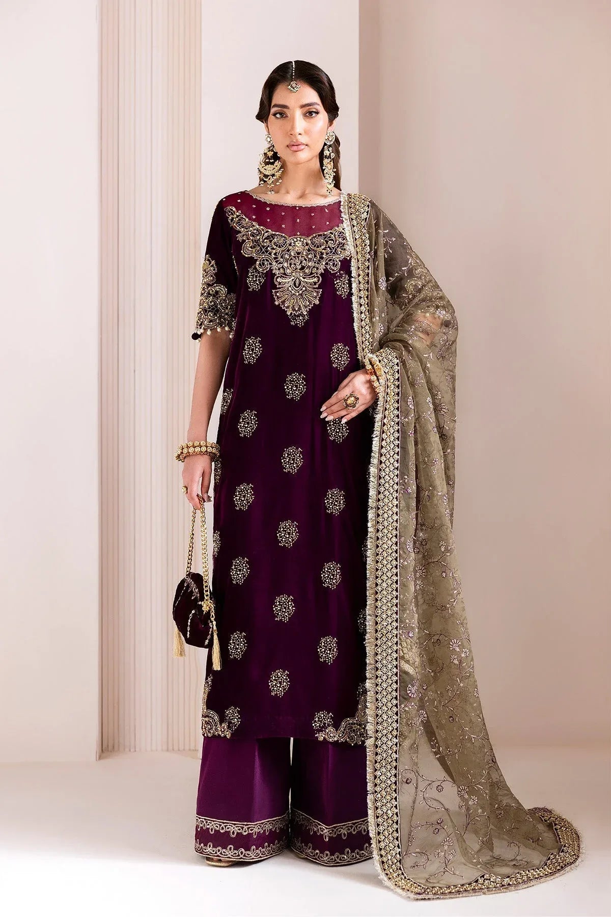 Alizeh | Makhmal Luxury Velvet Edit | Zarlish - Rang-e-Khaas