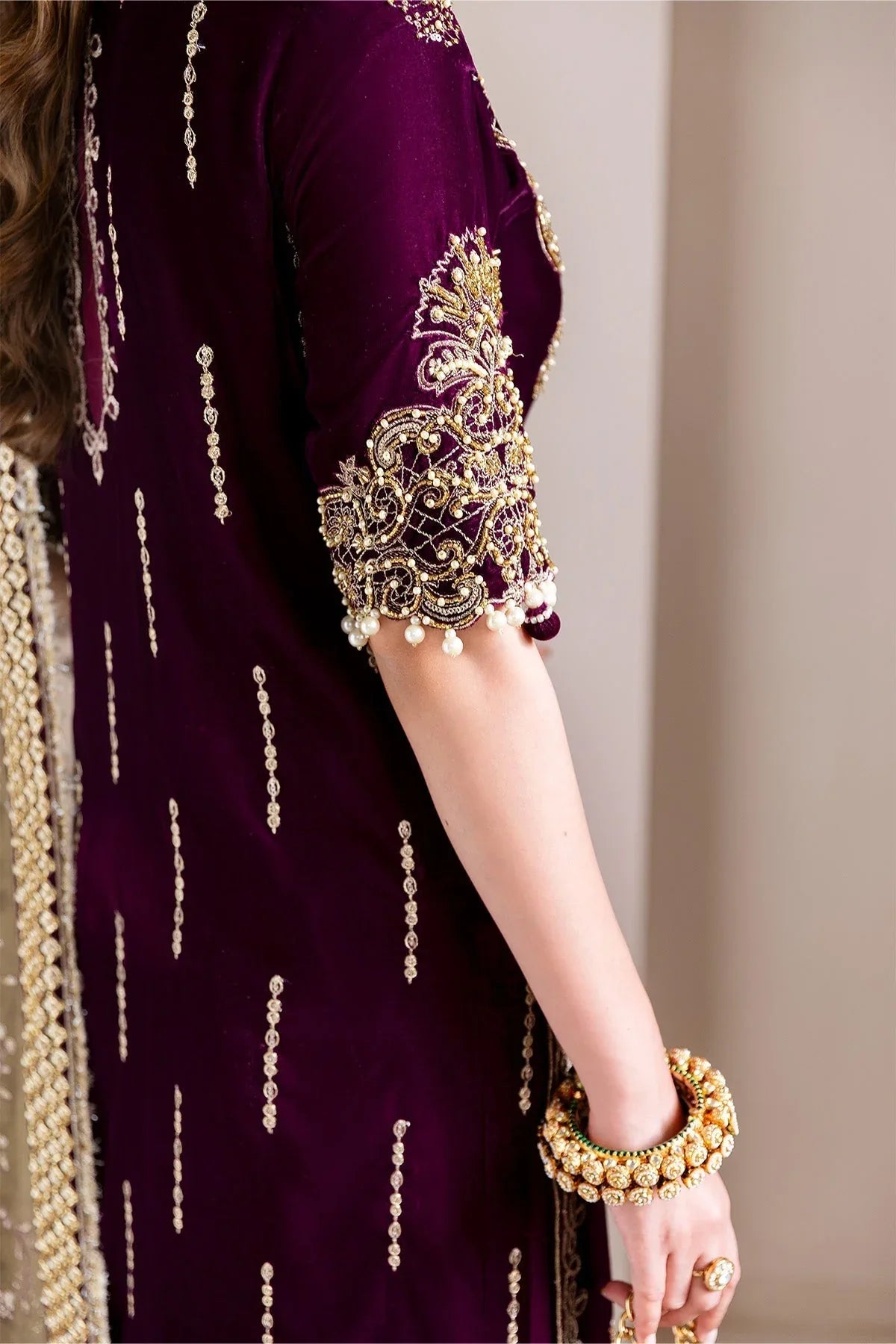 Alizeh | Makhmal Luxury Velvet Edit | Zarlish - Rang-e-Khaas
