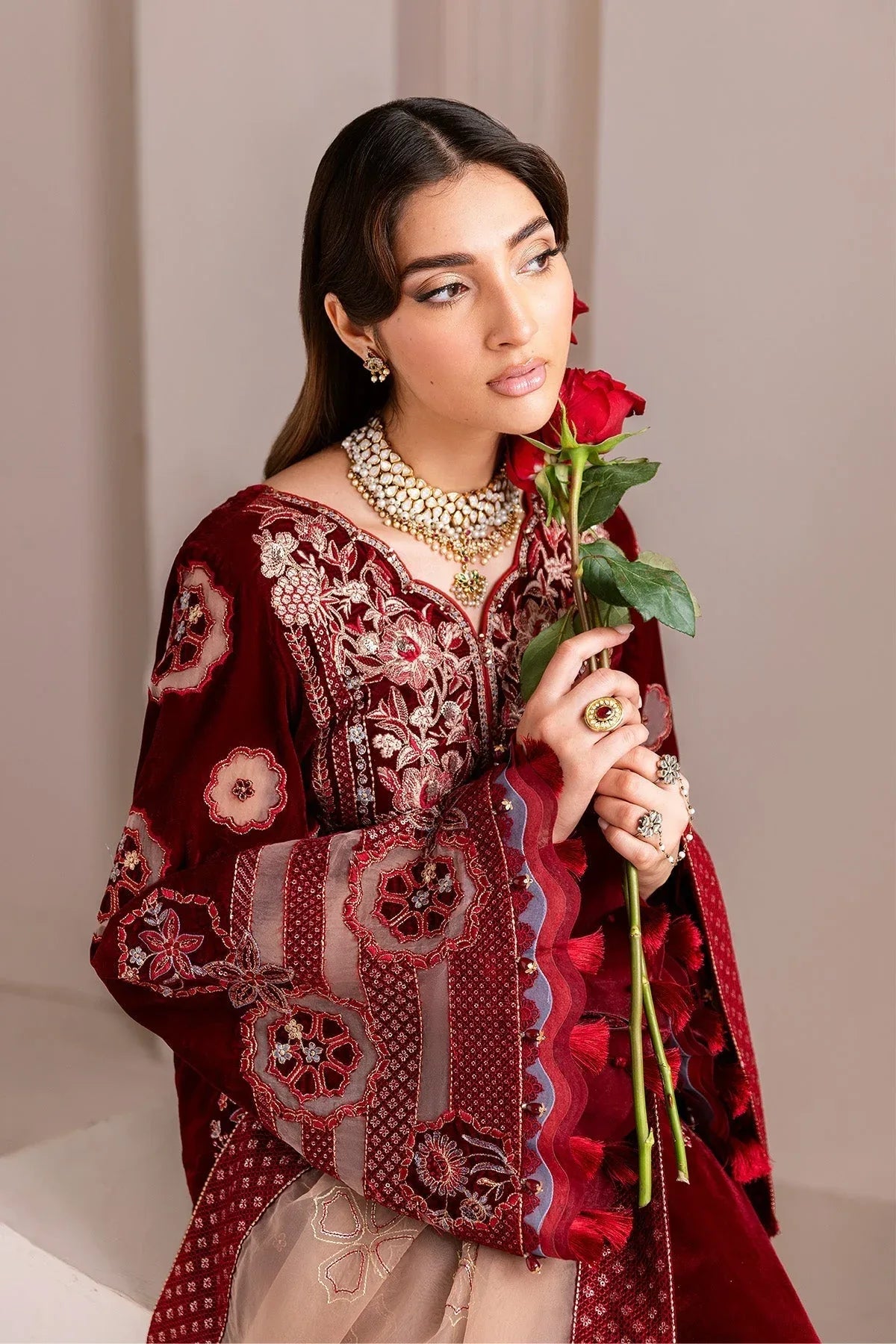 Alizeh | Makhmal Luxury Velvet Edit | Velzari - Rang-e-Khaas