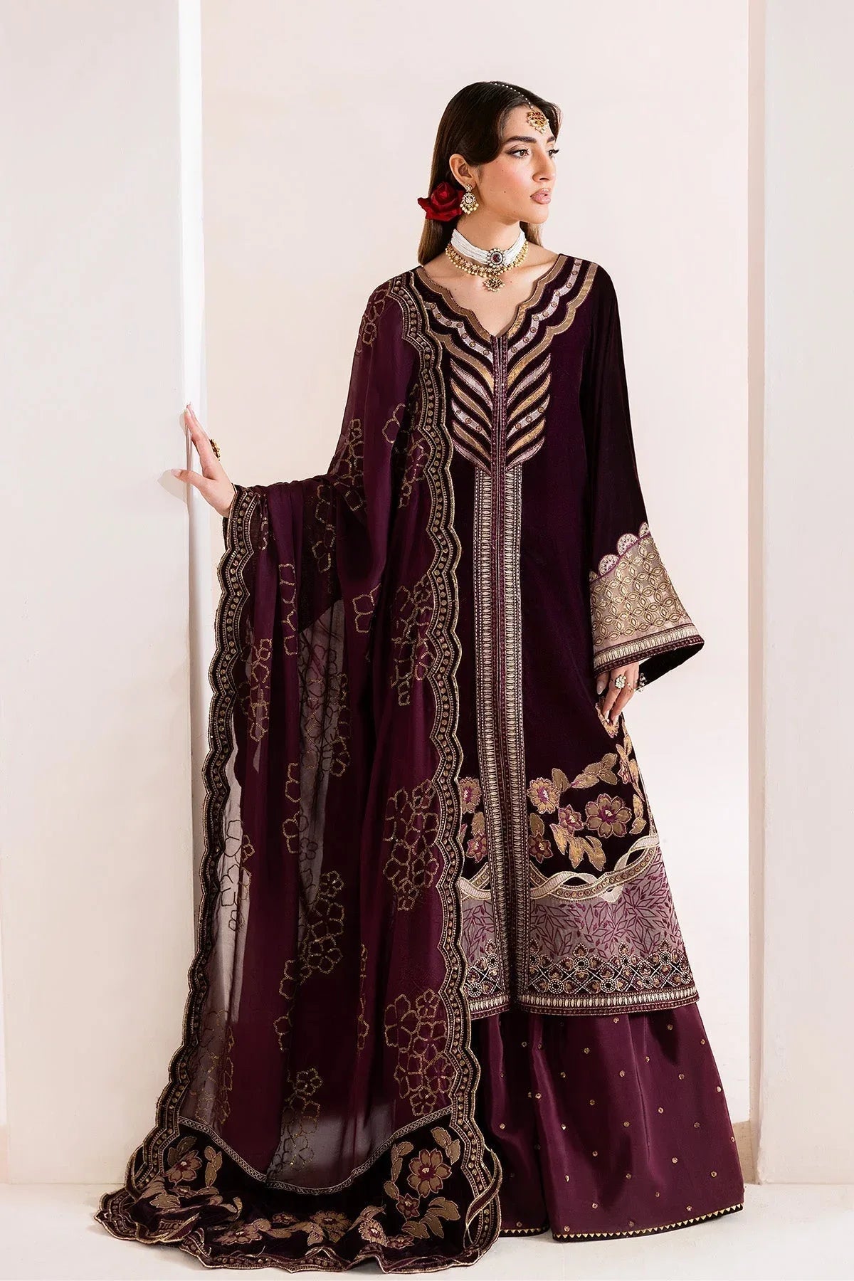 Alizeh | Makhmal Luxury Velvet Edit | Mehree - Rang-e-Khaas