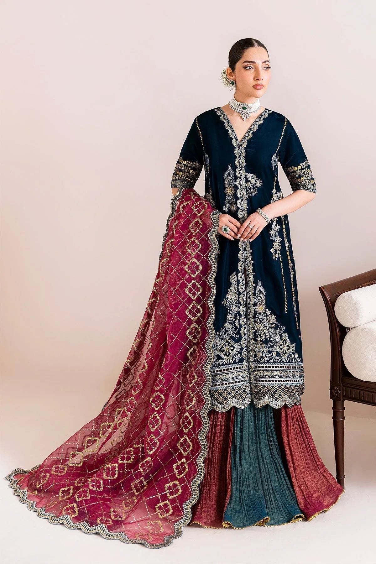 Alizeh | Makhmal Luxury Velvet Edit | Mehroob - Rang-e-Khaas