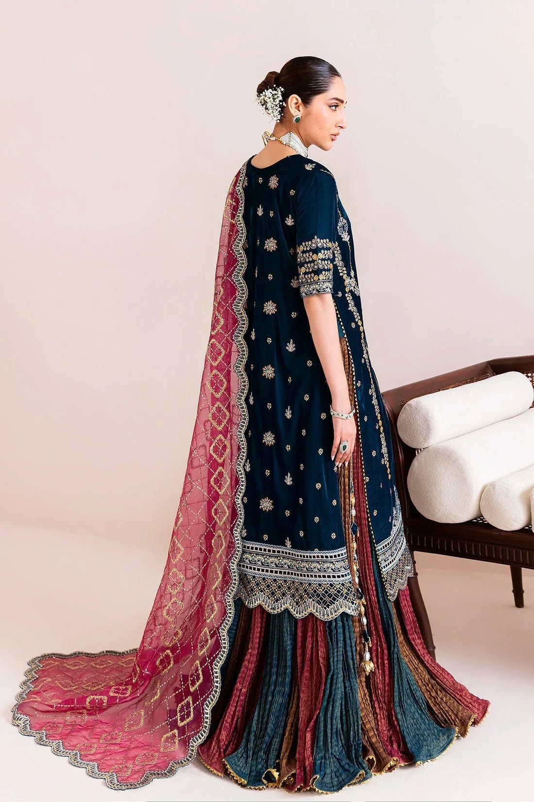 Alizeh | Makhmal Luxury Velvet Edit | Mehroob - Rang-e-Khaas