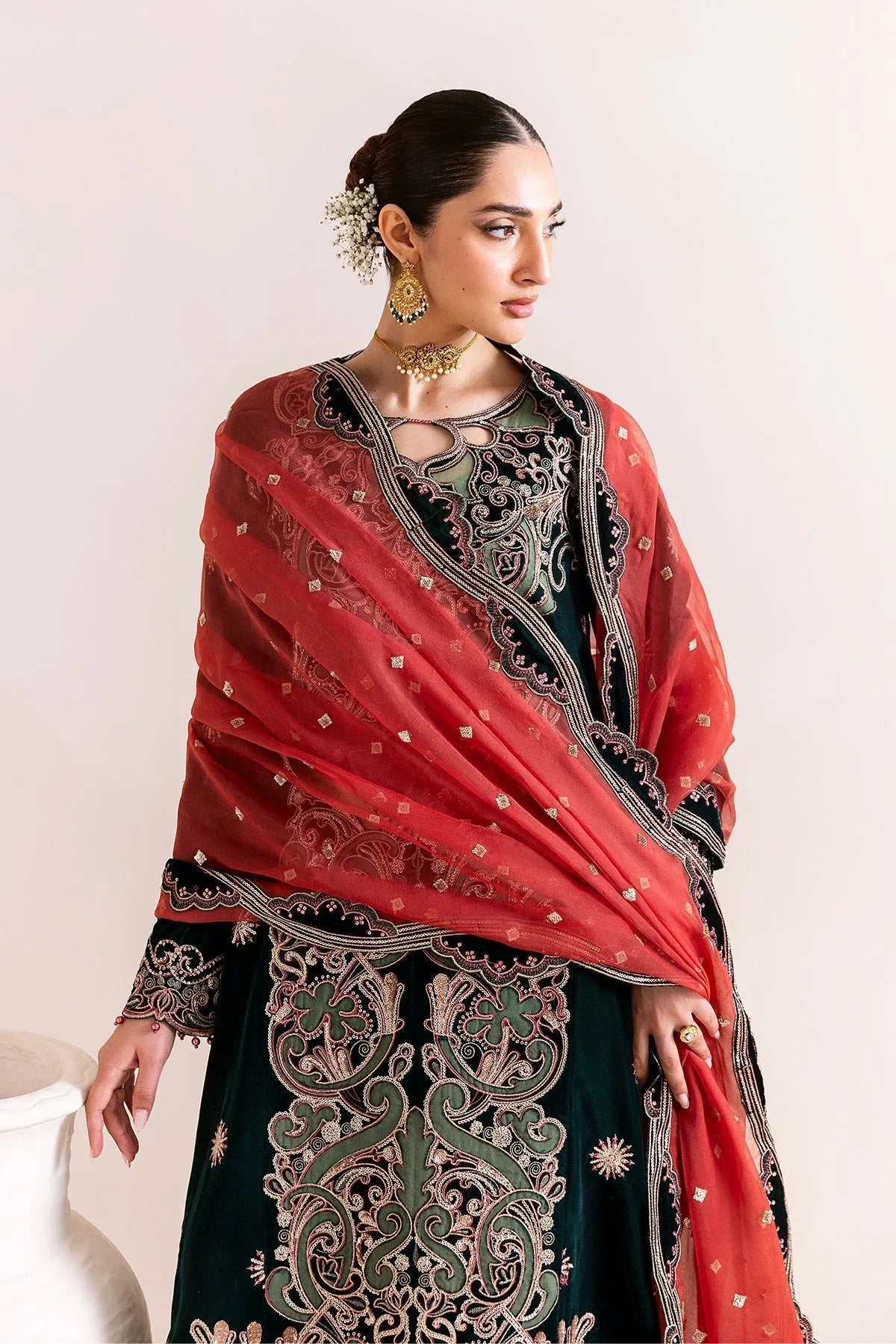 Alizeh | Makhmal Luxury Velvet Edit | Kiswa - Rang-e-Khaas