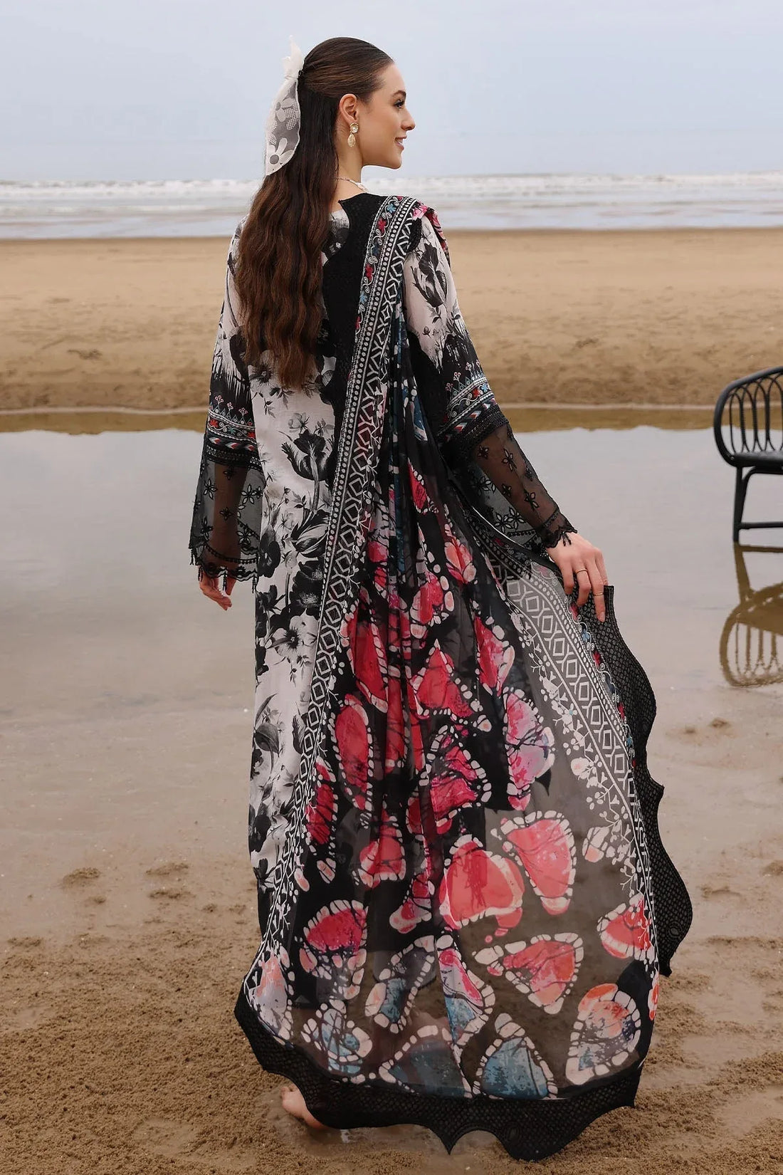 Nureh | Gardenia Embroidered Lawn 25 | NSG-175 - Rang-e-Khaas