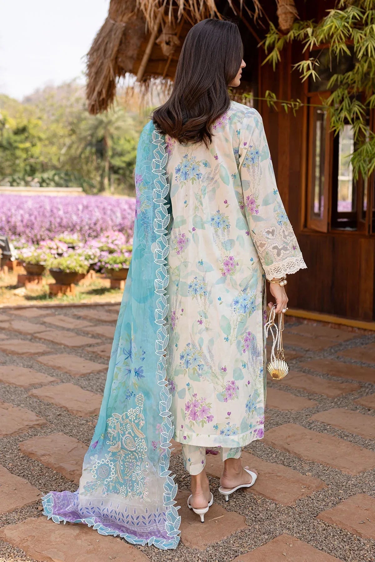 Nureh | Bloom 25 | BL-05 - Rang-e-Khaas