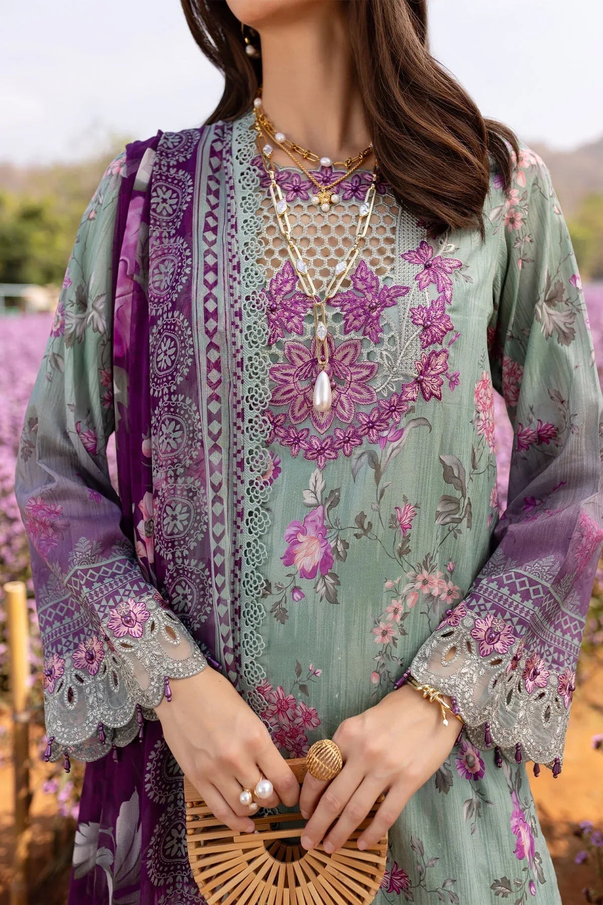 Nureh | Bloom 25 | BL-02 - Rang-e-Khaas