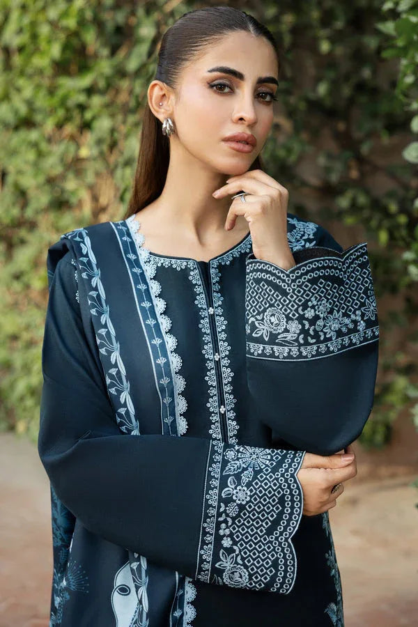 Farasha | Eminence Khaddar 25 | Softdawn - Rang-e-Khaas