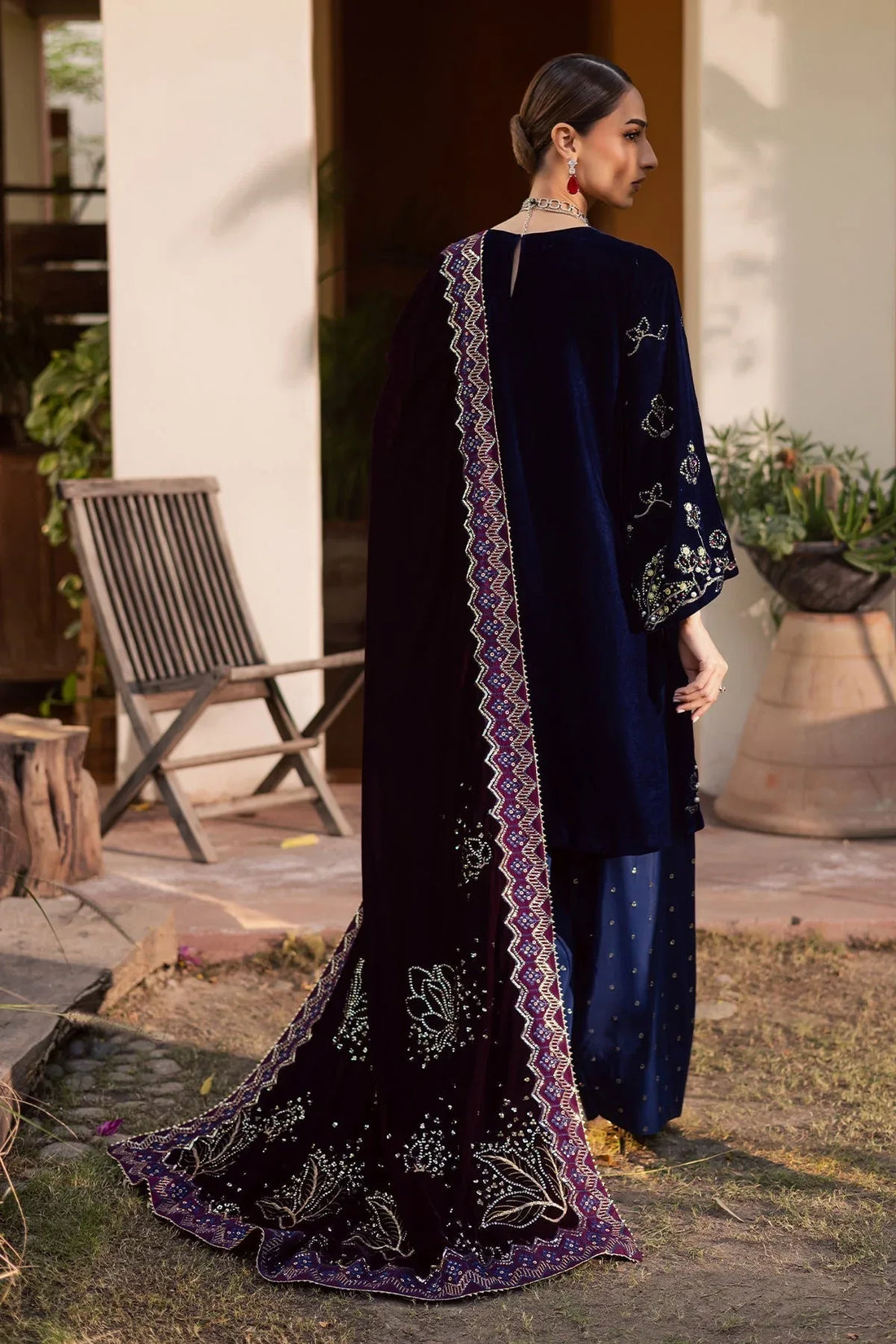 Nureh | Maya Velvet | NW-116 - Rang-e-Khaas