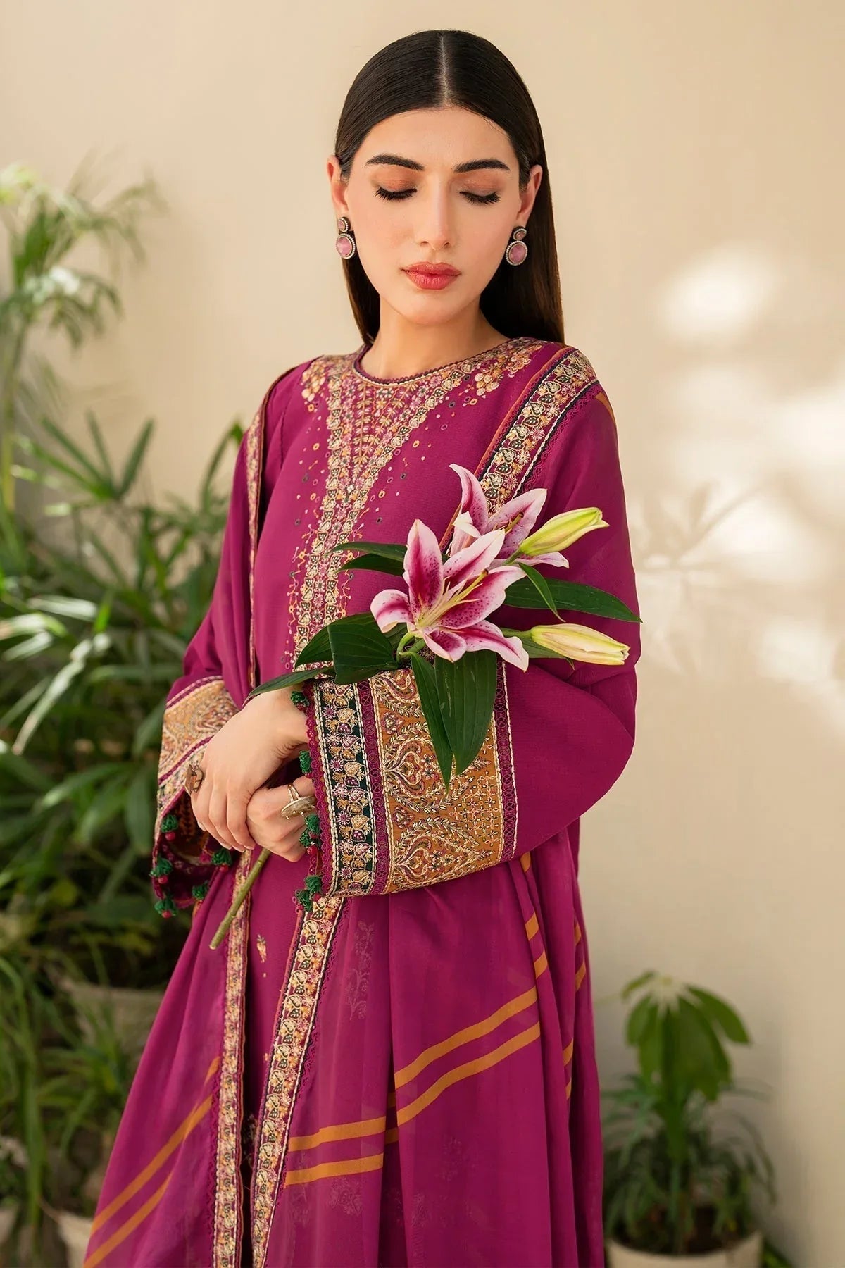 Jazmin | Irish Lawn SS 24 | D10 - Rang-e-Khaas