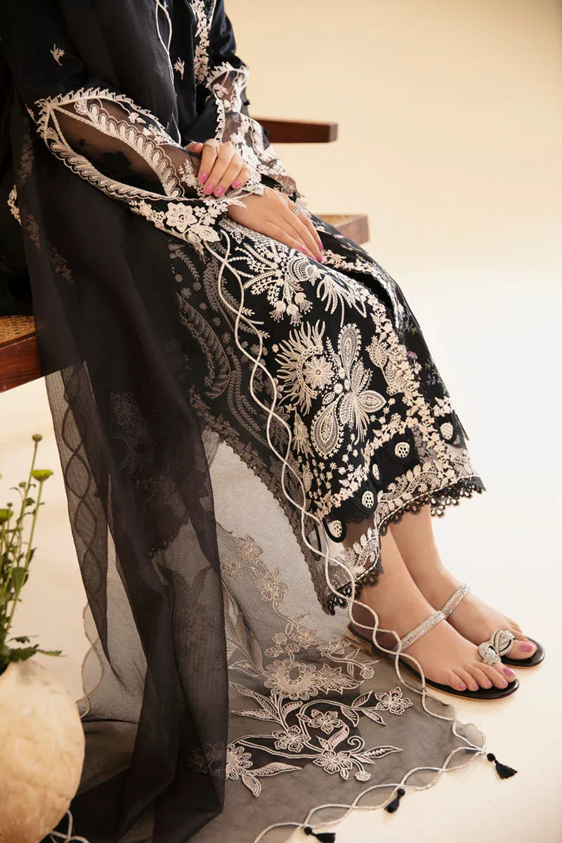Qalamkar | Qlinekari Luxury Lawn | SQ-03 MARWA - Rang-e-Khaas