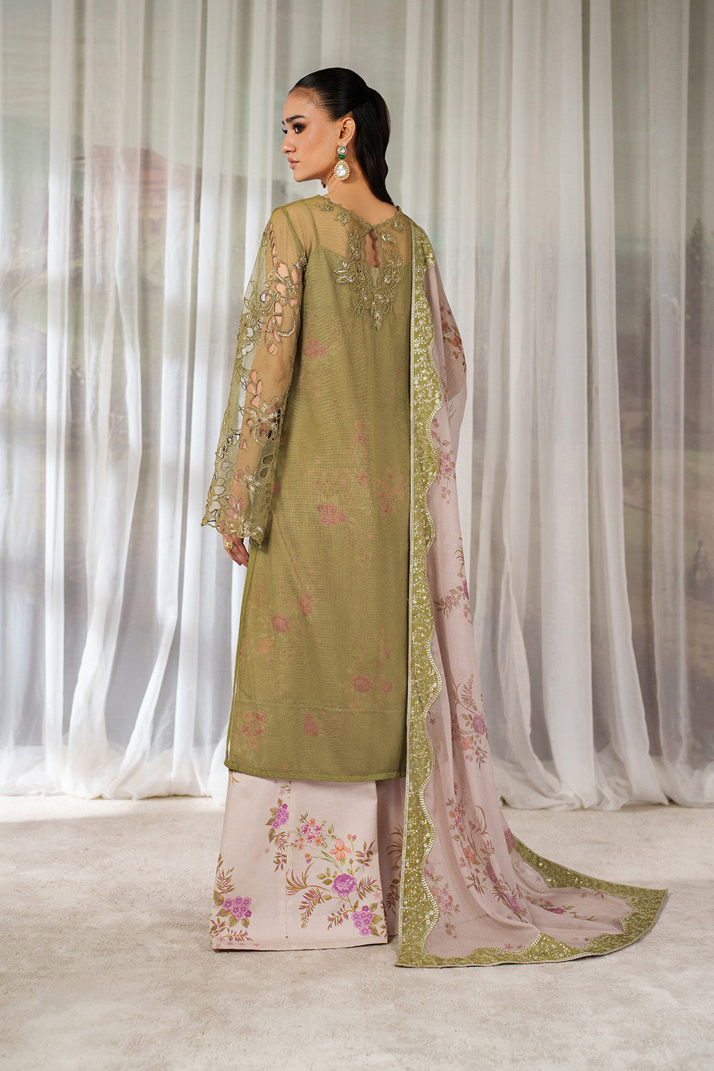 Iznik UE-543  Printed Formals