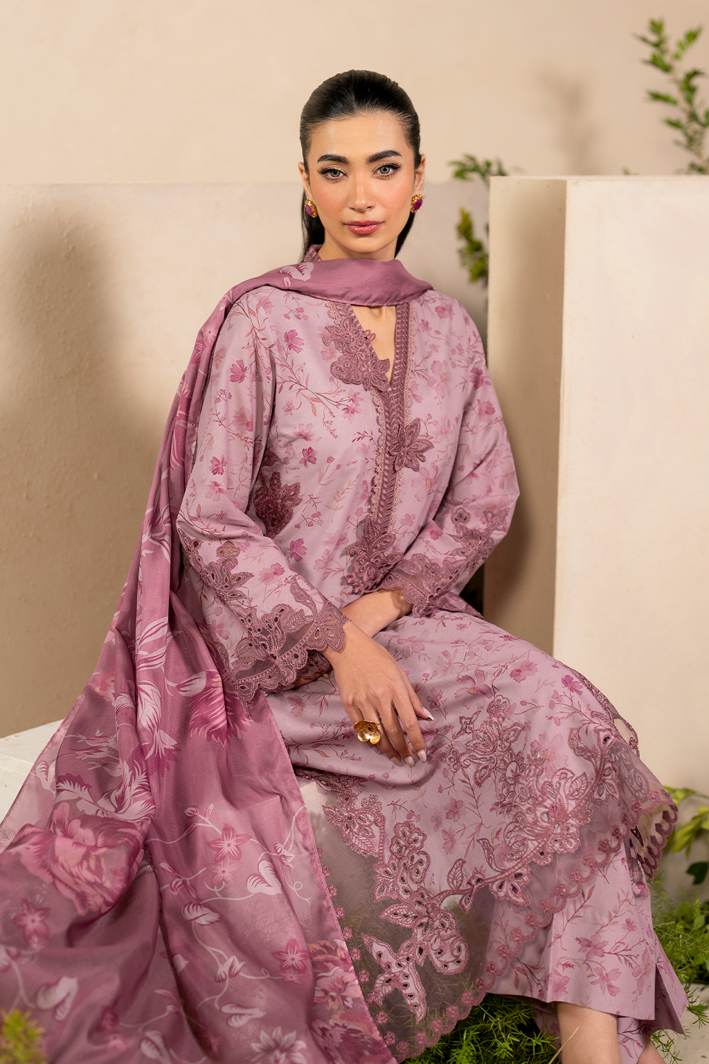 Iznik | Festive Lawn 25 | EFL-04