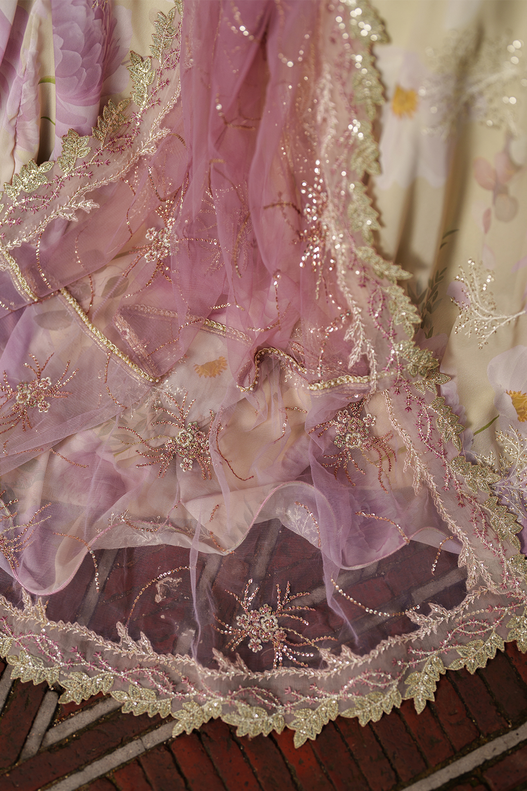 Iznik UE-546 Embroidered Chiffon