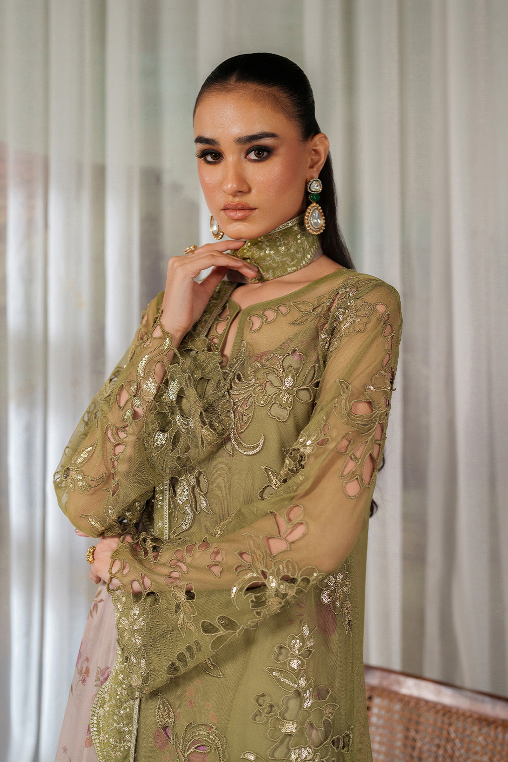 Iznik UE-543  Printed Formals