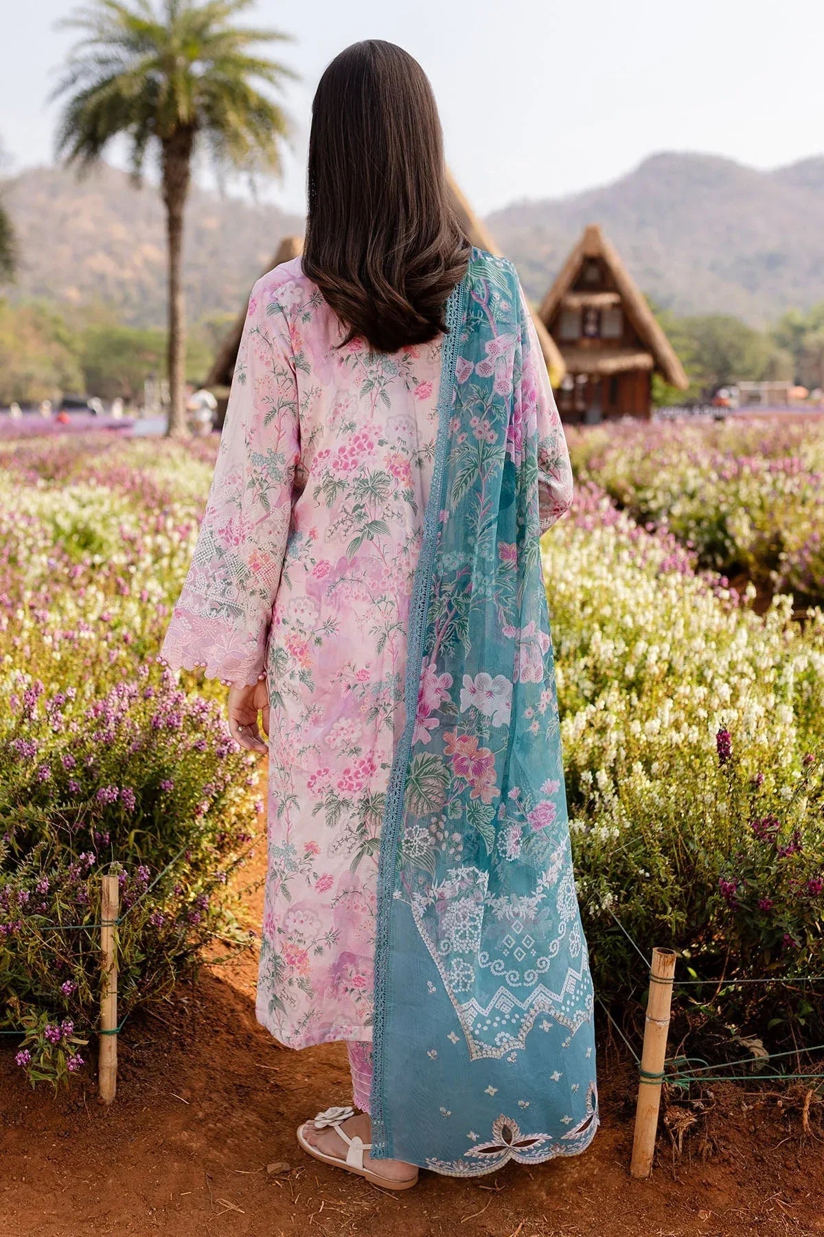 Nureh | Bloom 25 |BL-01 - Rang-e-Khaas