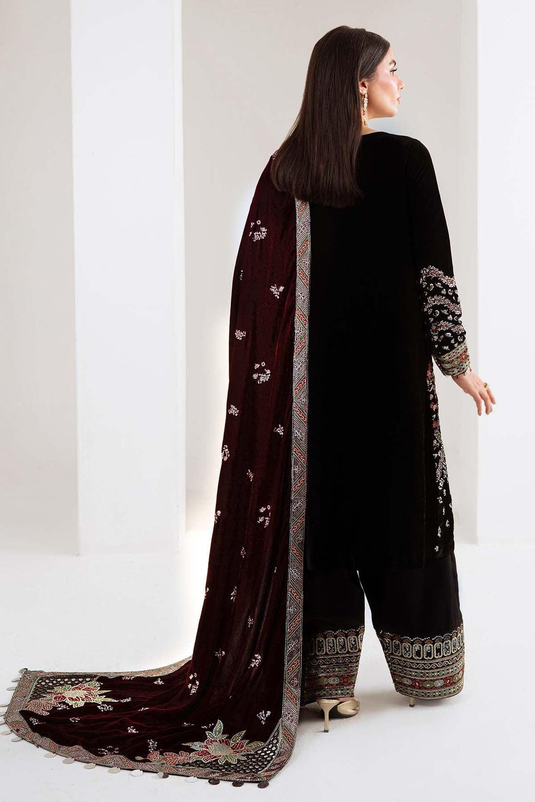 Nureh | Maya Velvet | NW-113 - Rang-e-Khaas