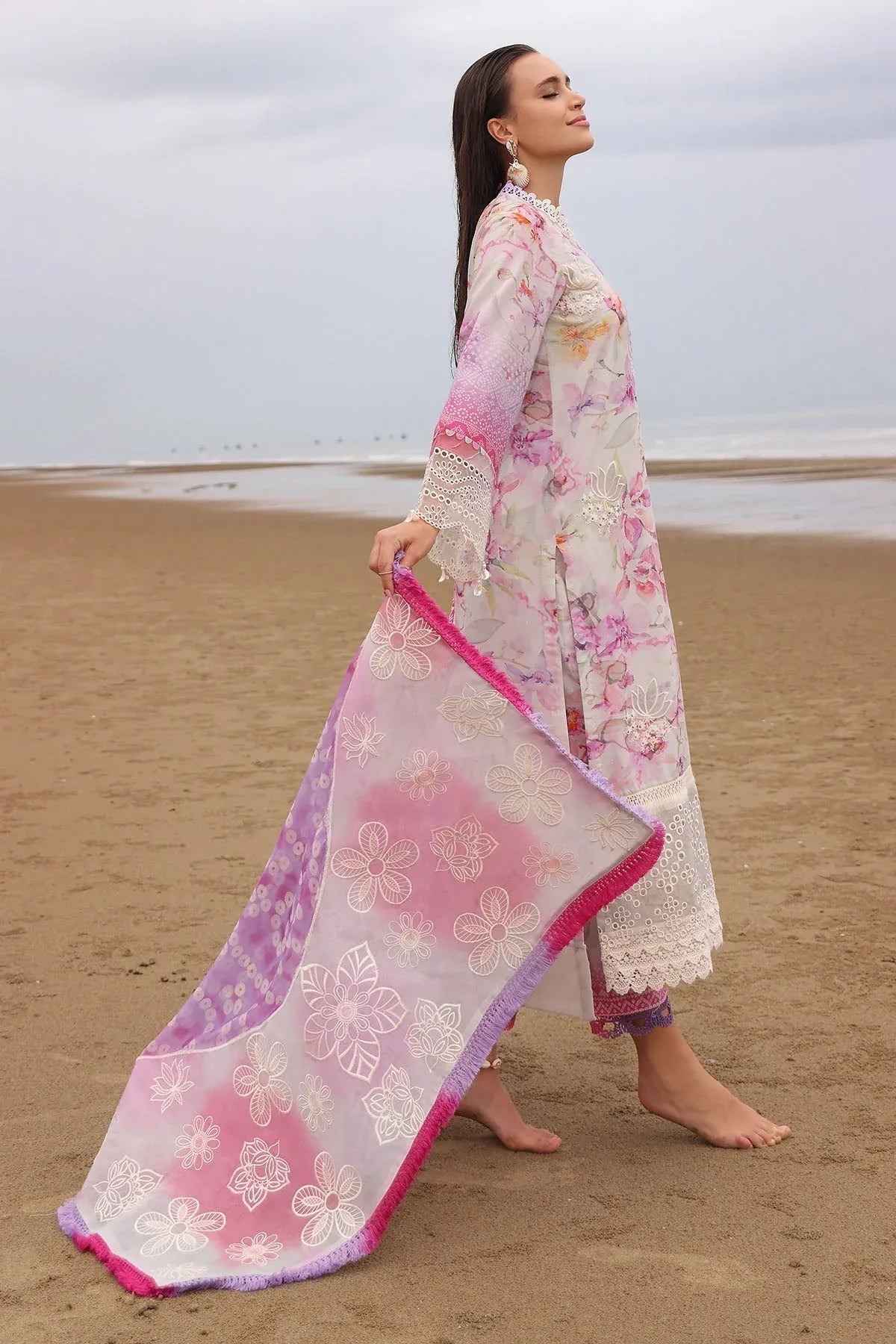 Nureh | Gardenia Embroidered Lawn 25 | NSG-172 - Rang-e-Khaas