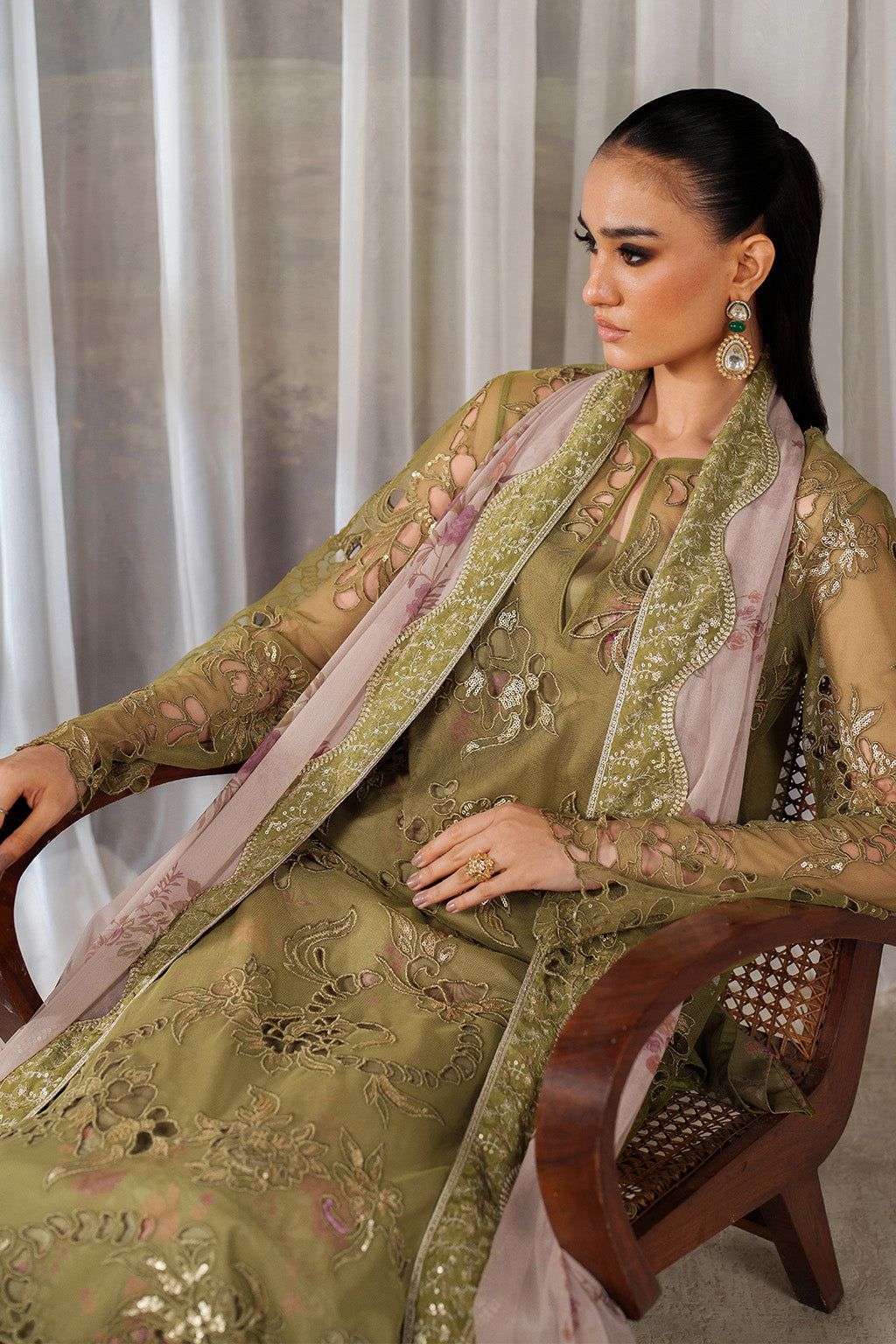 Iznik UE-543  Printed Formals