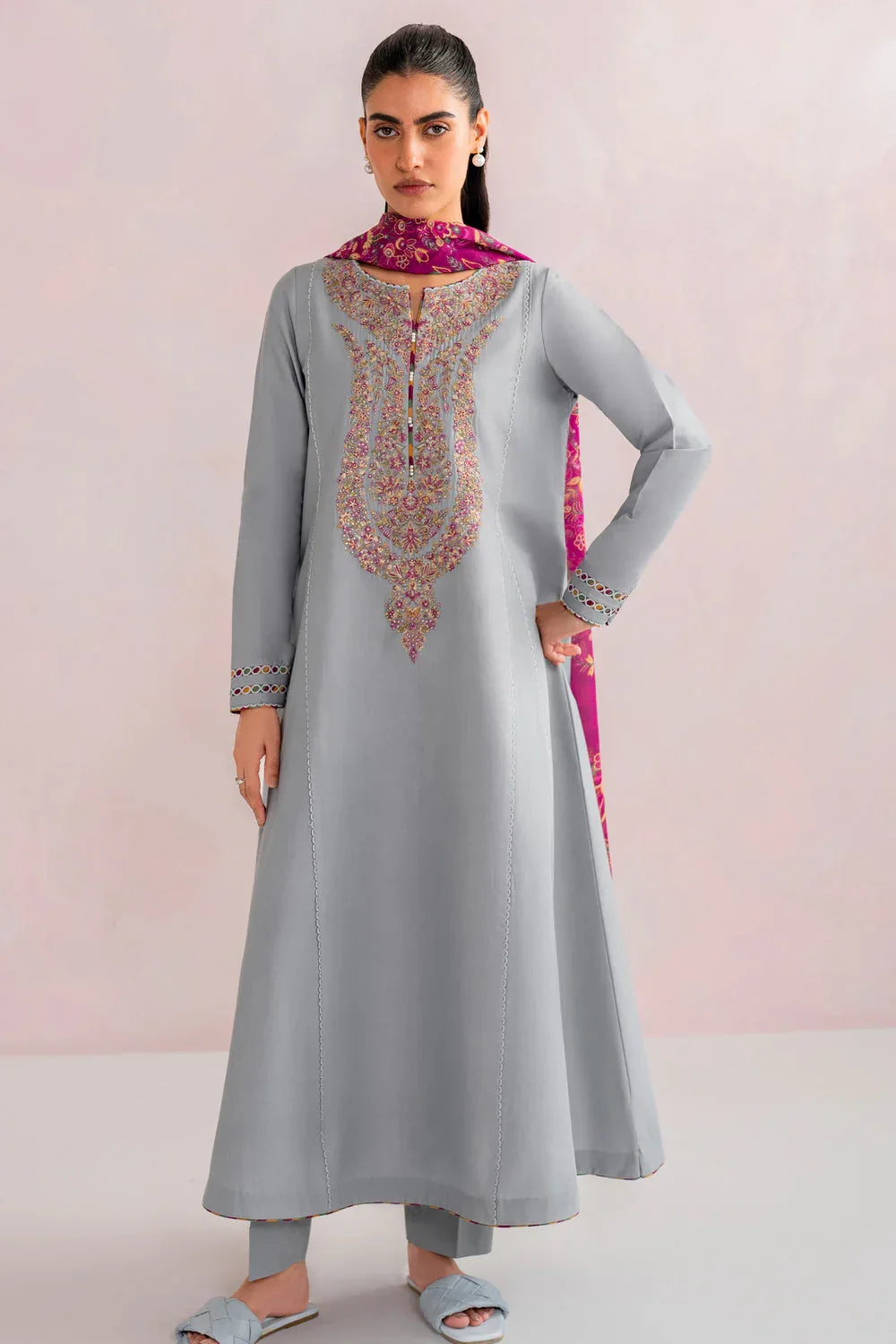 Jazmin | Embroidered Lawn | USE - 9090 - Rang-e-Khaas
