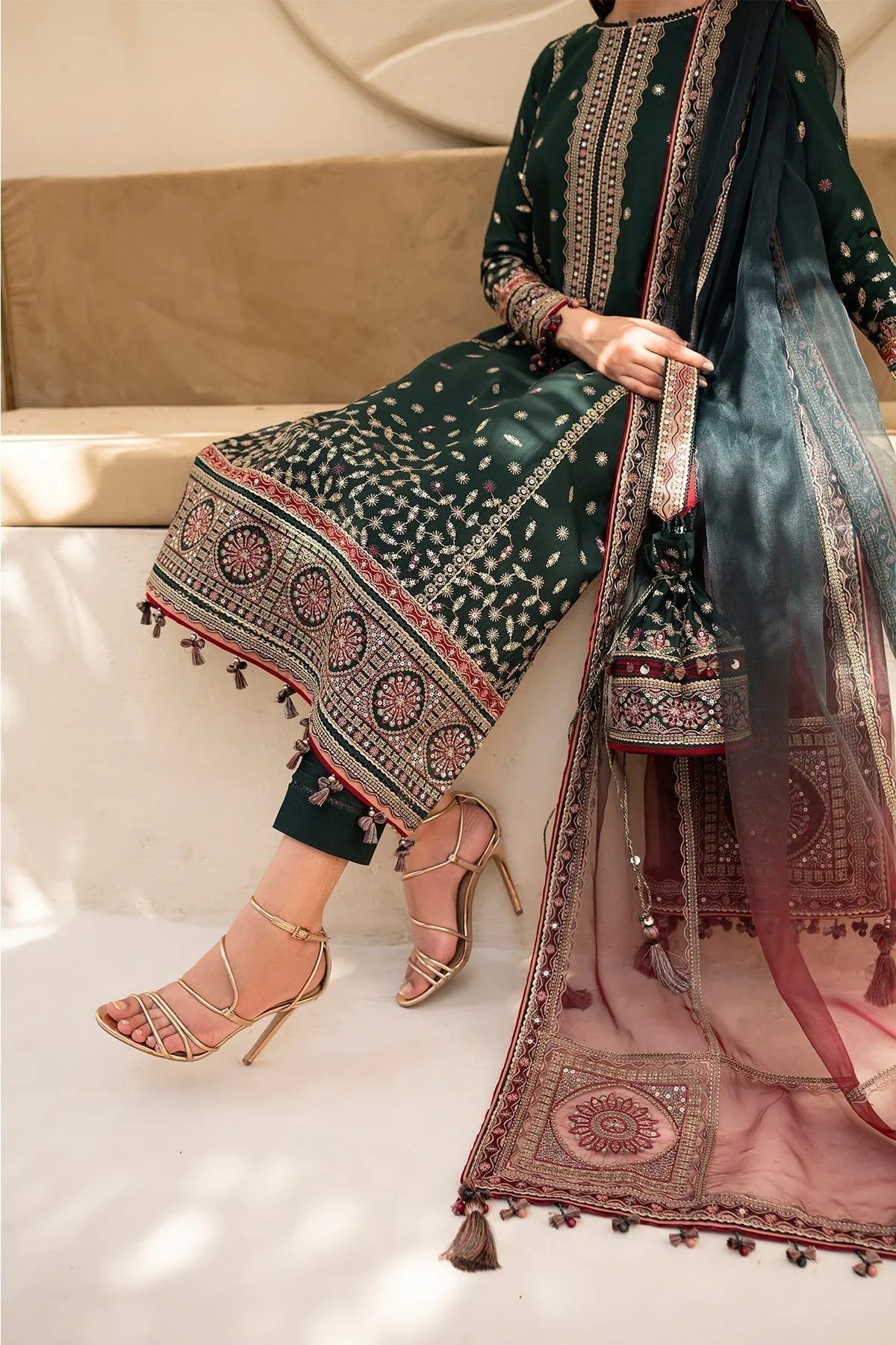 Jazmin | Irish Lawn SS 24 | D9 - Rang-e-Khaas