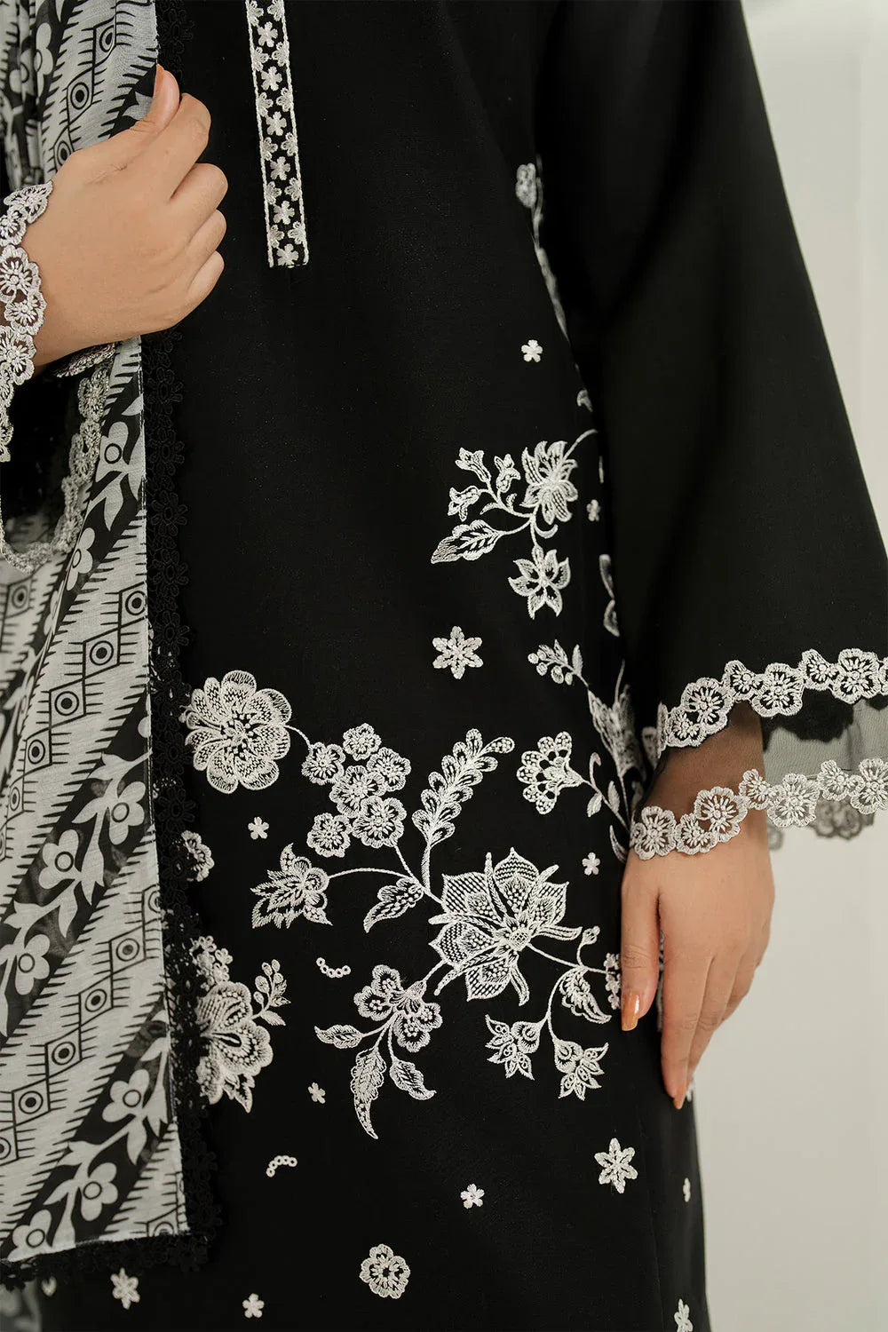 Farasha | Thread Lines Embroidered | Skylit Rouge - Rang-e-Khaas