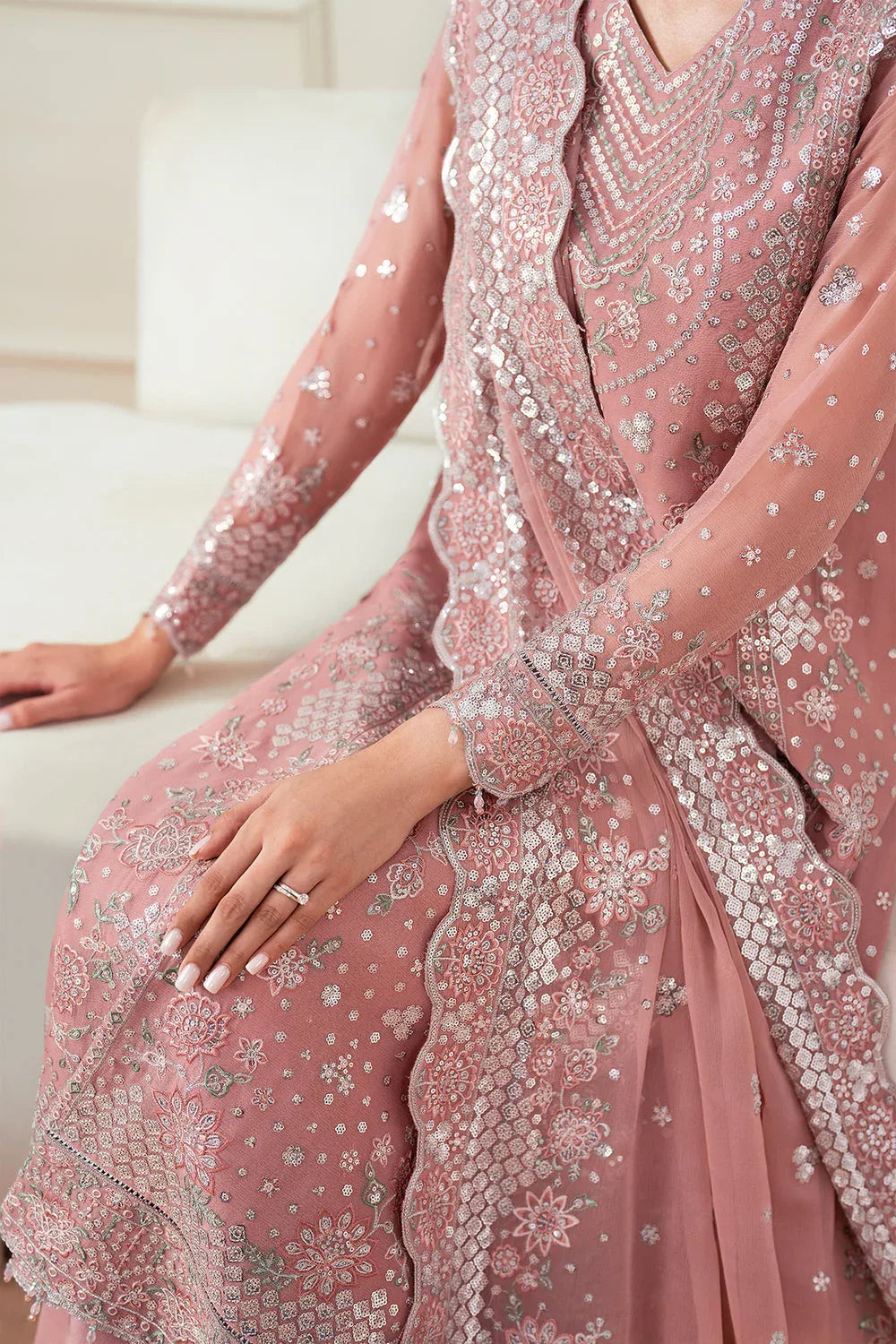 Farasha | Essence Formals 25 | Mauve Light - Rang-e-Khaas