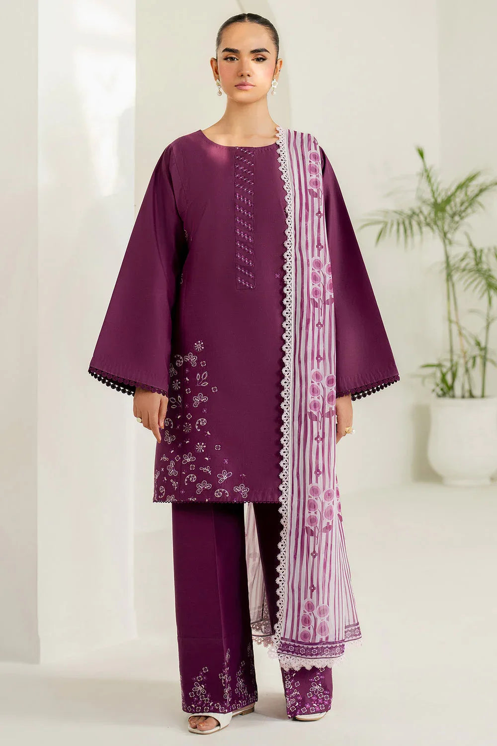 Farasha | Thread Lines Embroidered | Mauve Eclips - Rang-e-Khaas