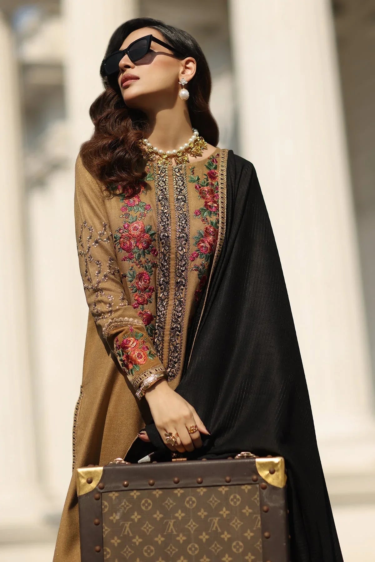 Charizma | Signature Swiss 25 | CSW5-05 - Rang-e-Khaas
