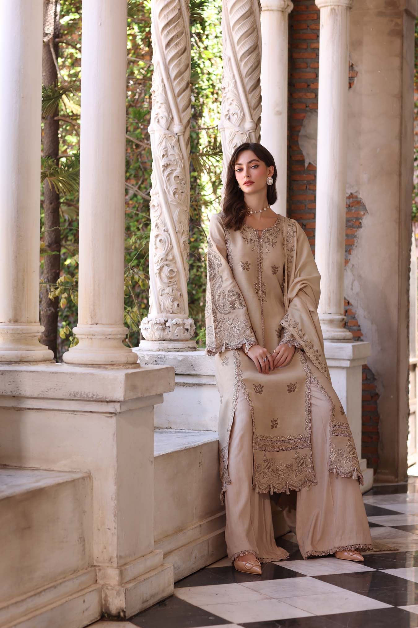 Noor by Saadia Asad | Winter Pashmina 25 | Caramel Mist - Rang-e-Khaas