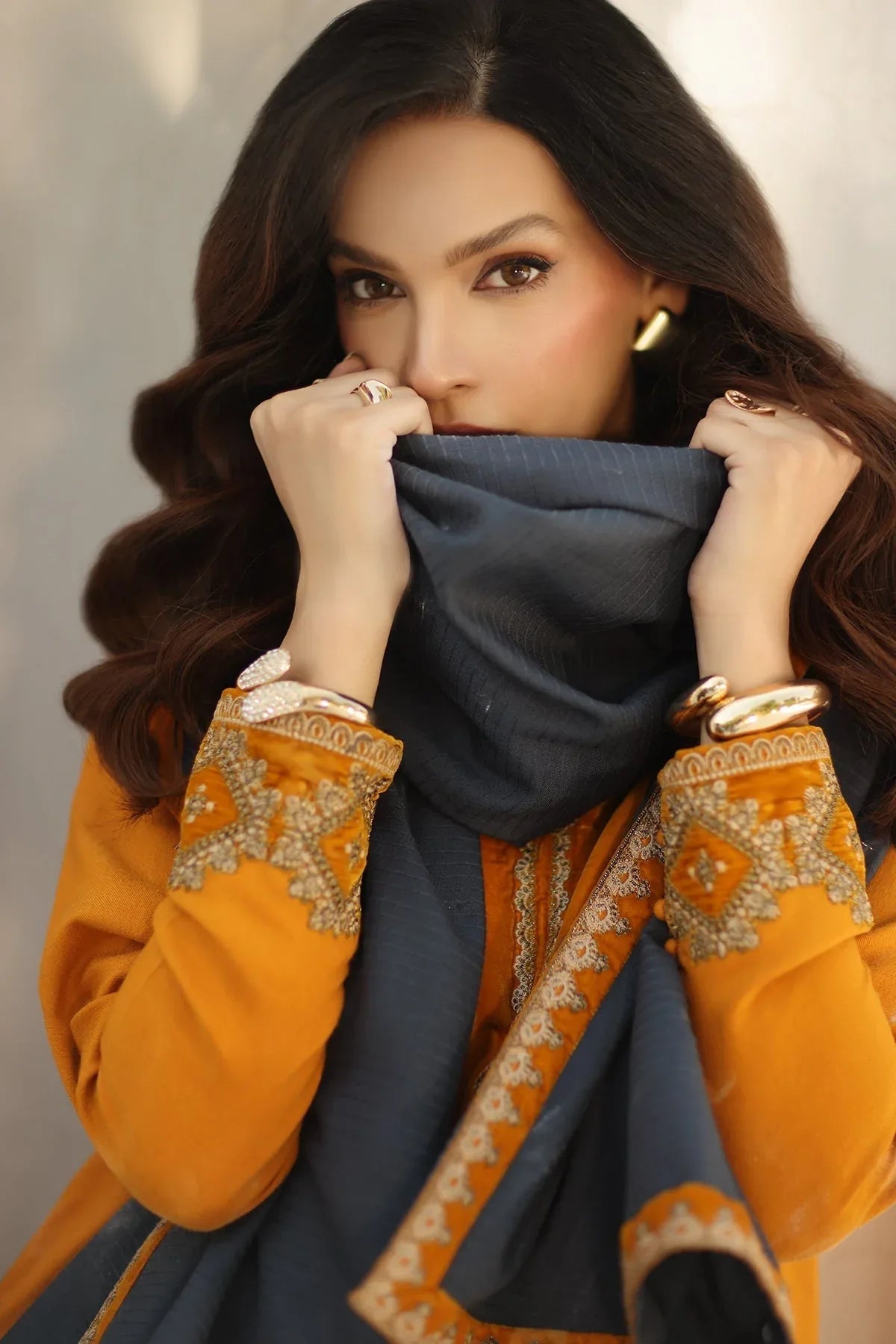 Charizma | Signature Swiss 25 | CSW5-08 - Rang-e-Khaas